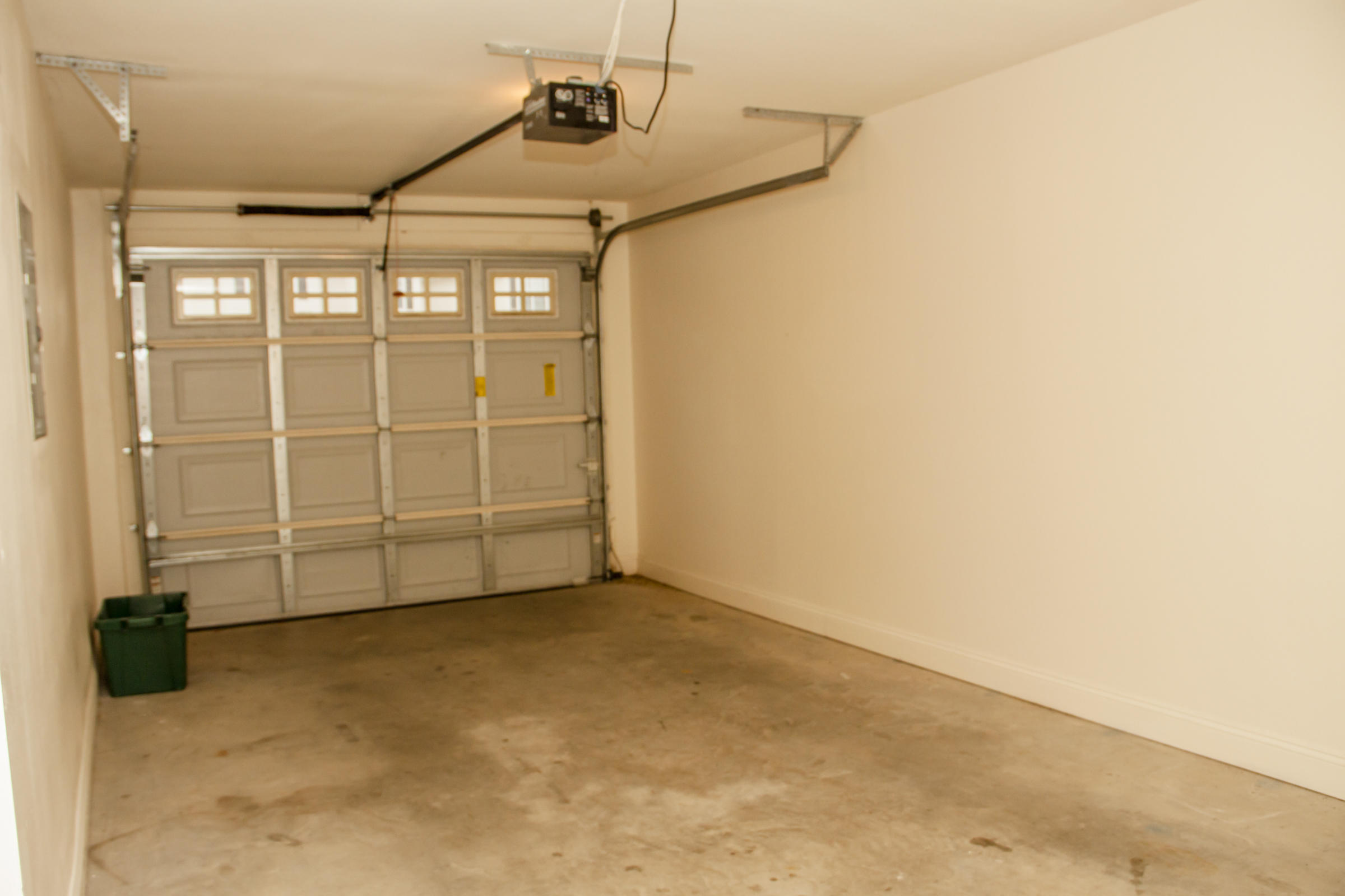 EAGLES LANDING S/D - Residential Lease