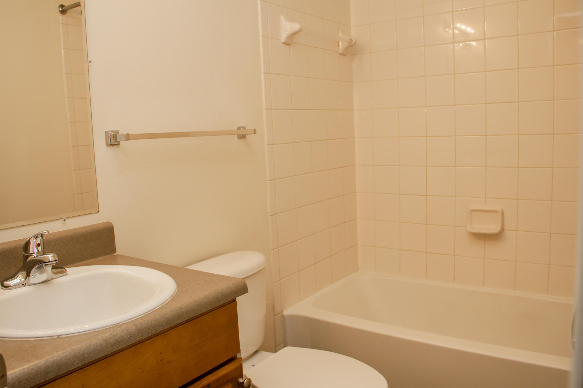 EAGLES LANDING S/D - Residential Lease