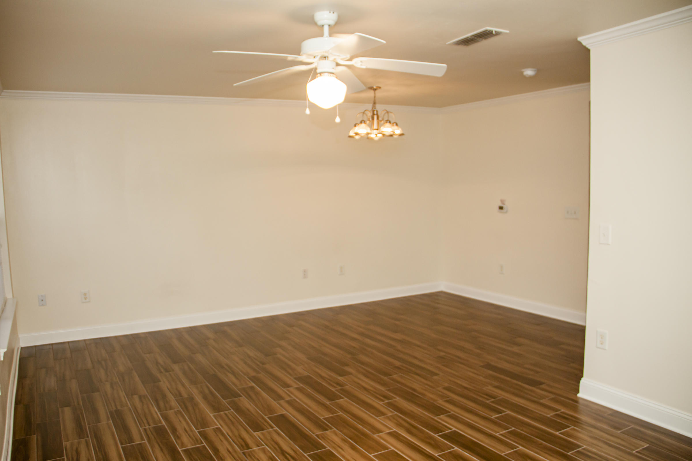 EAGLES LANDING S/D - Residential Lease
