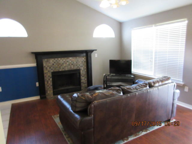 KINGS CROSSING PH 2 - Residential Lease