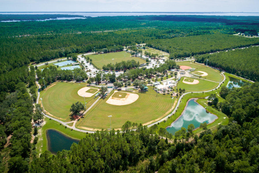 HAMMOCK BAY - Land