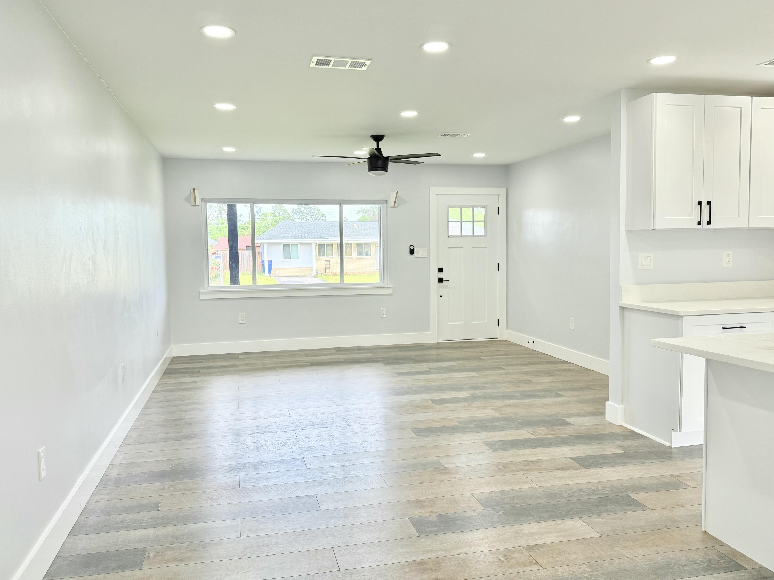 HENTZ 1ST ADDN UNIT B - Residential