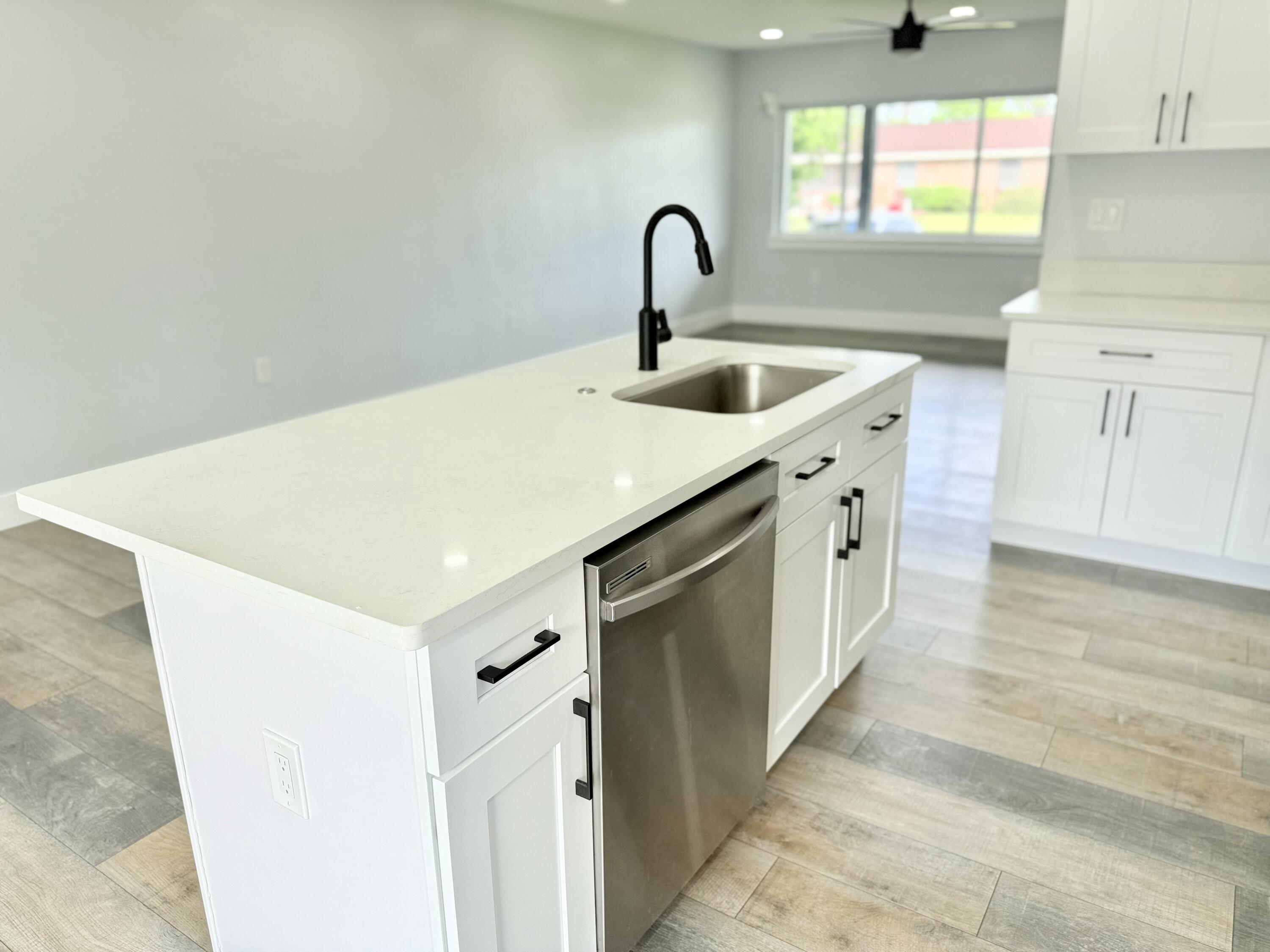 HENTZ 1ST ADDN UNIT B - Residential