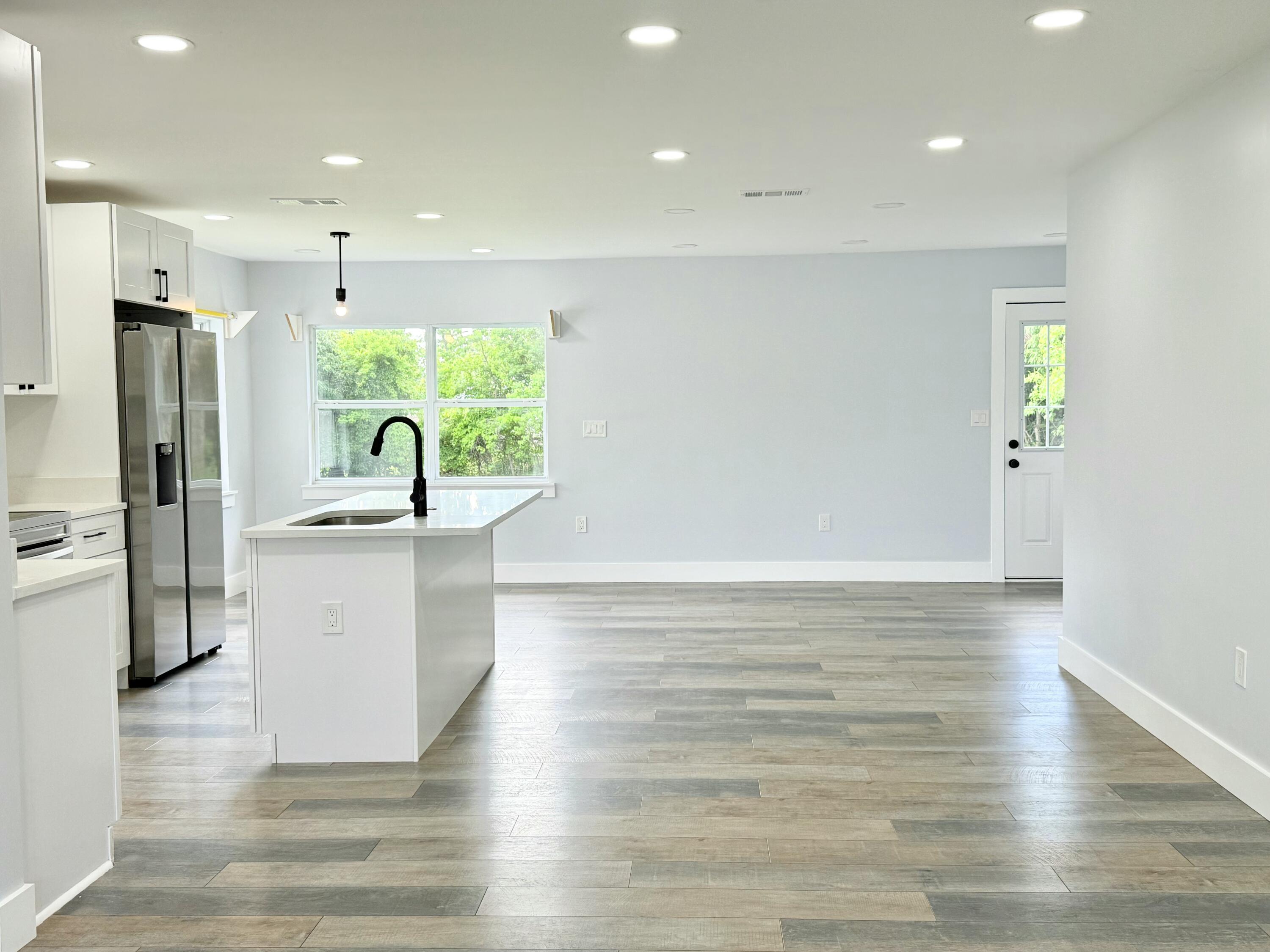 HENTZ 1ST ADDN UNIT B - Residential