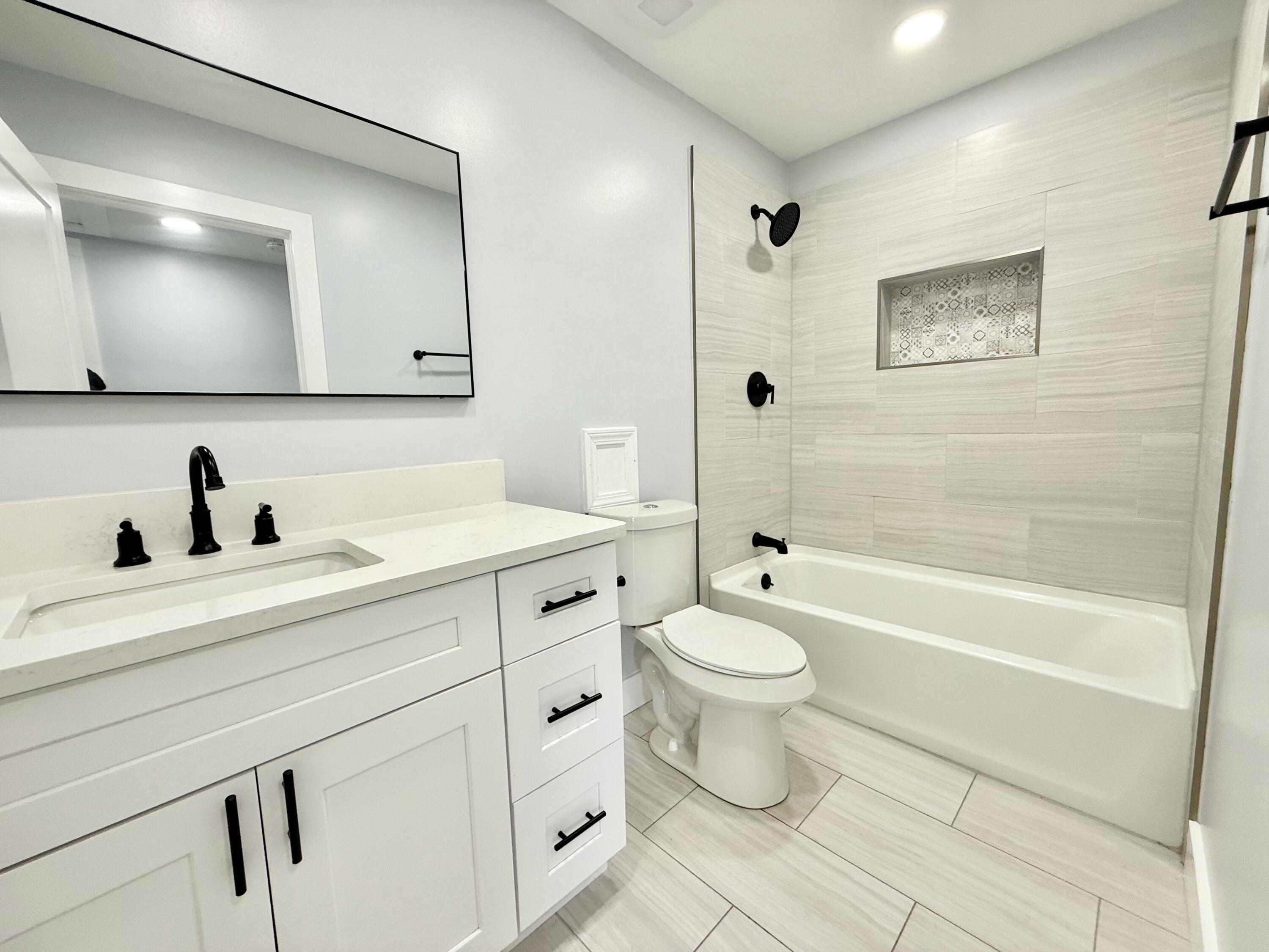 HENTZ 1ST ADDN UNIT B - Residential