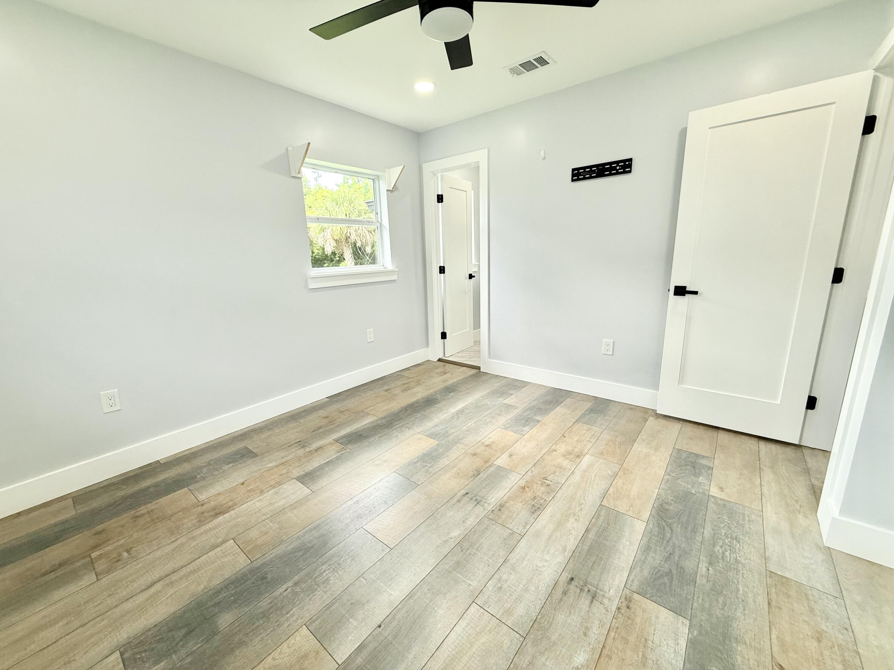 HENTZ 1ST ADDN UNIT B - Residential