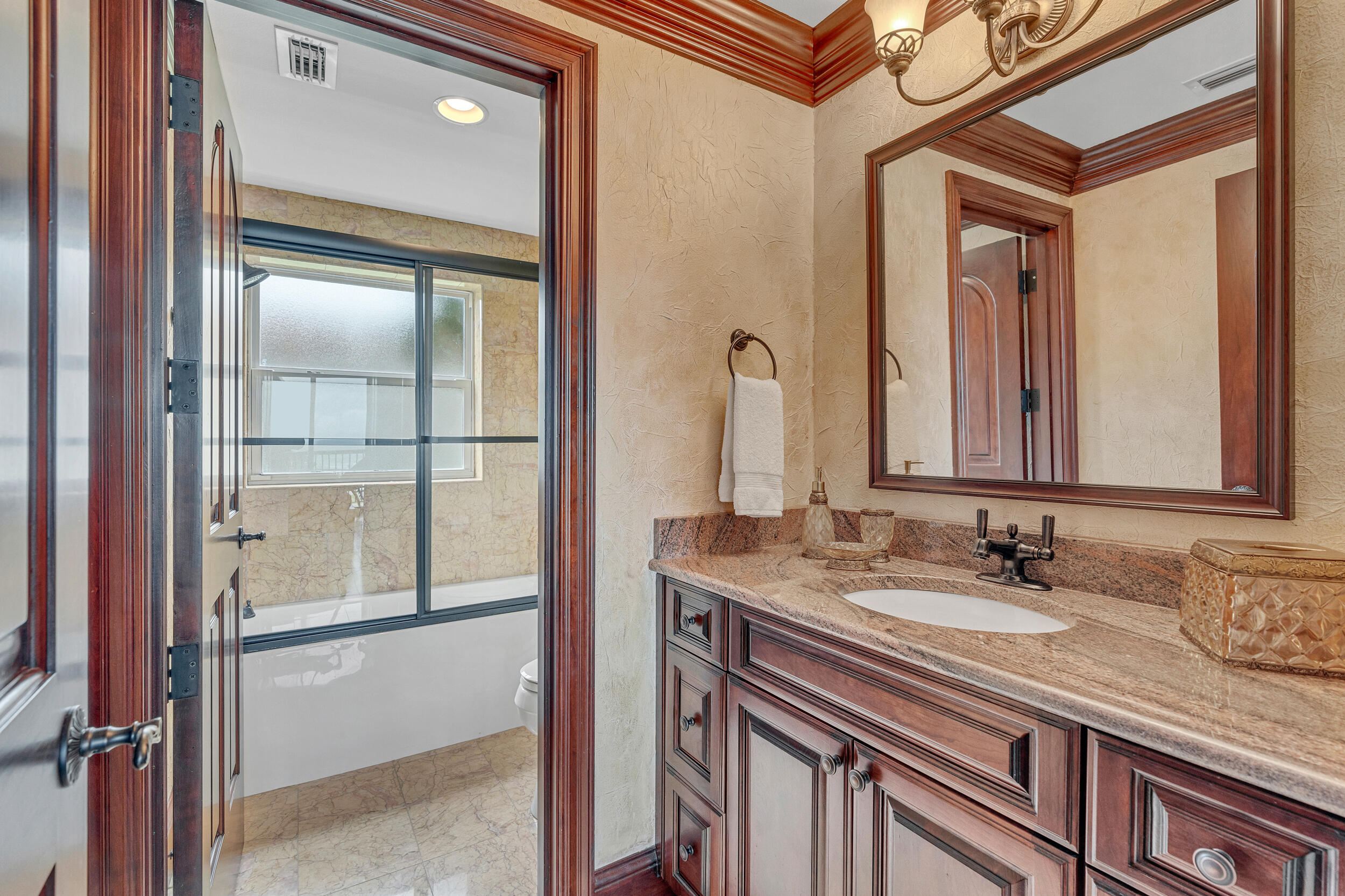 MEDITERRANEA - Residential