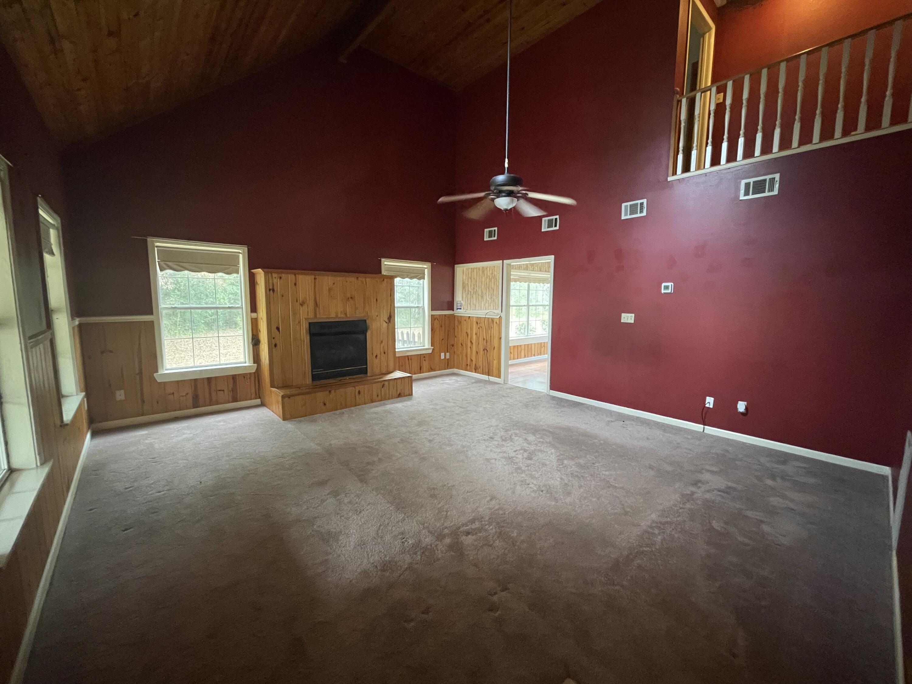 METES & BOUNDS - Residential Lease