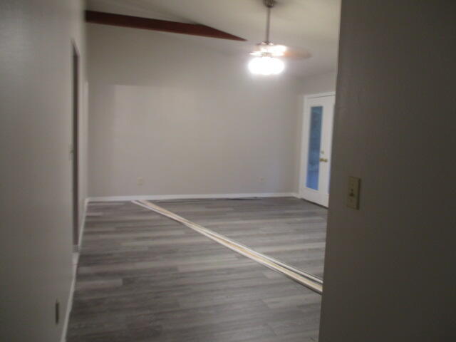 BAYVIIEW MANOR - Residential Lease