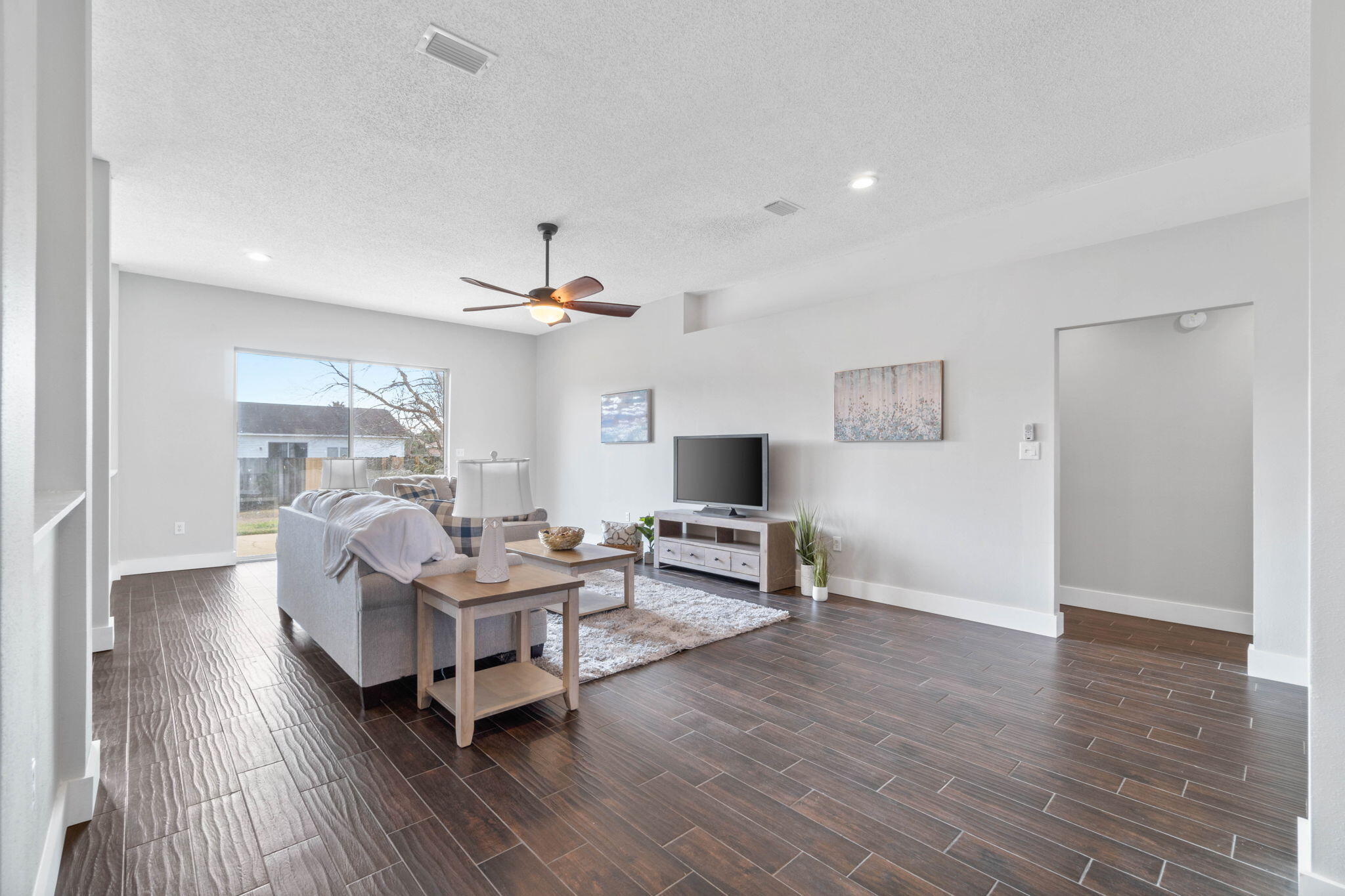 ASHBERRY WOODS - Residential