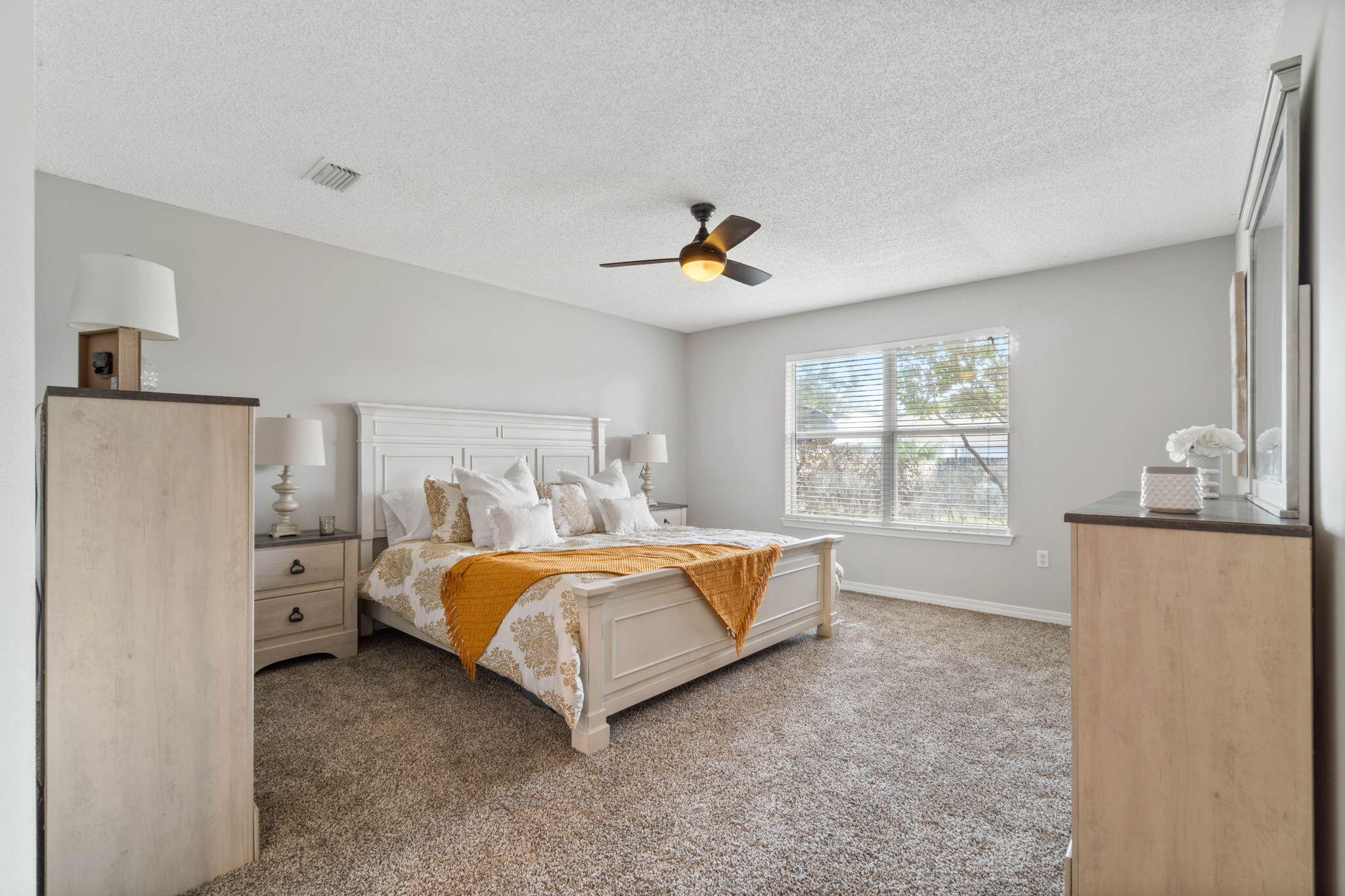 ASHBERRY WOODS - Residential