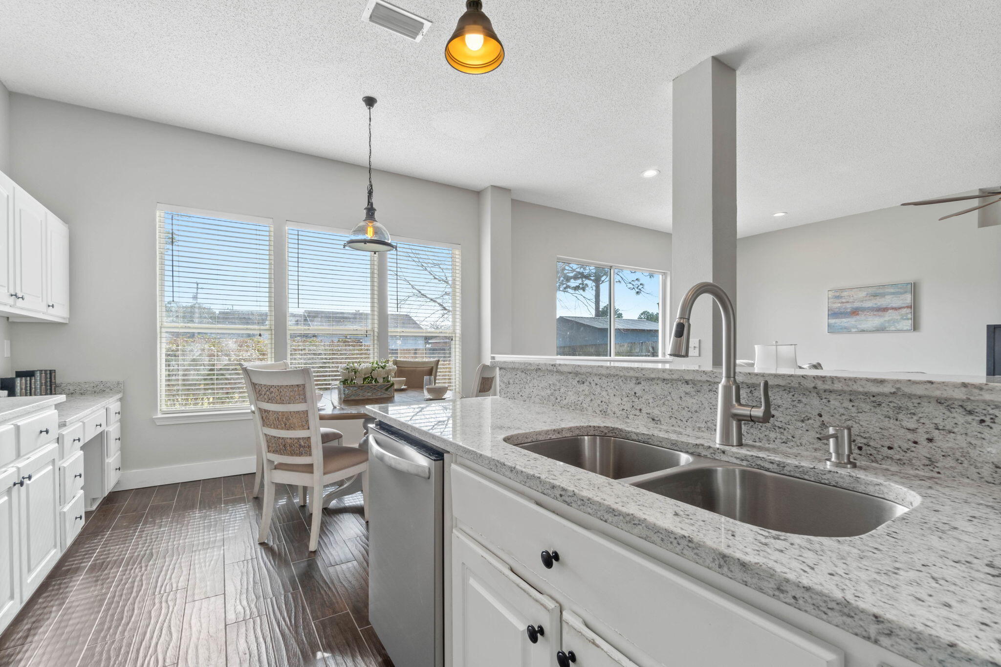 ASHBERRY WOODS - Residential