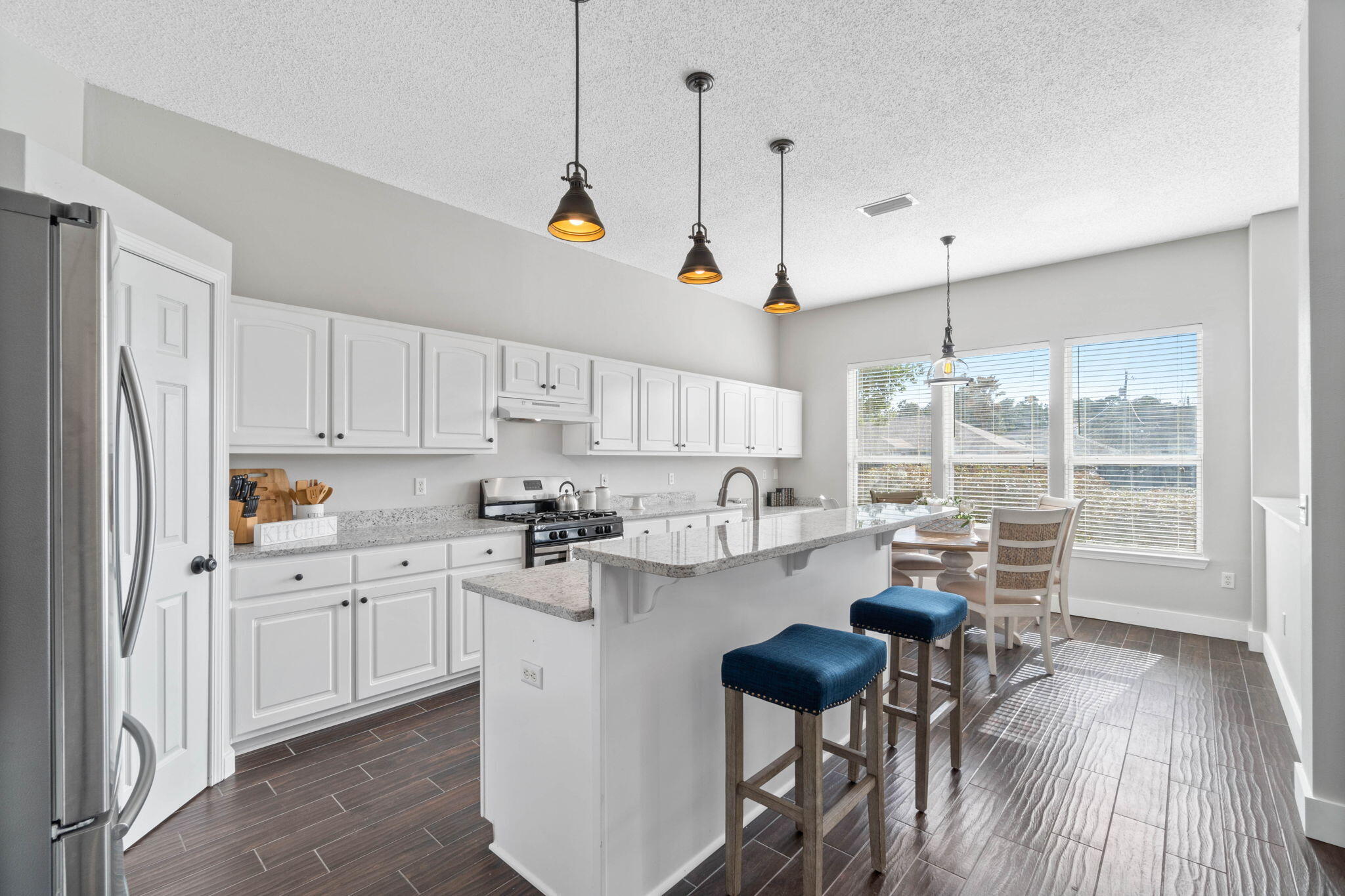 ASHBERRY WOODS - Residential