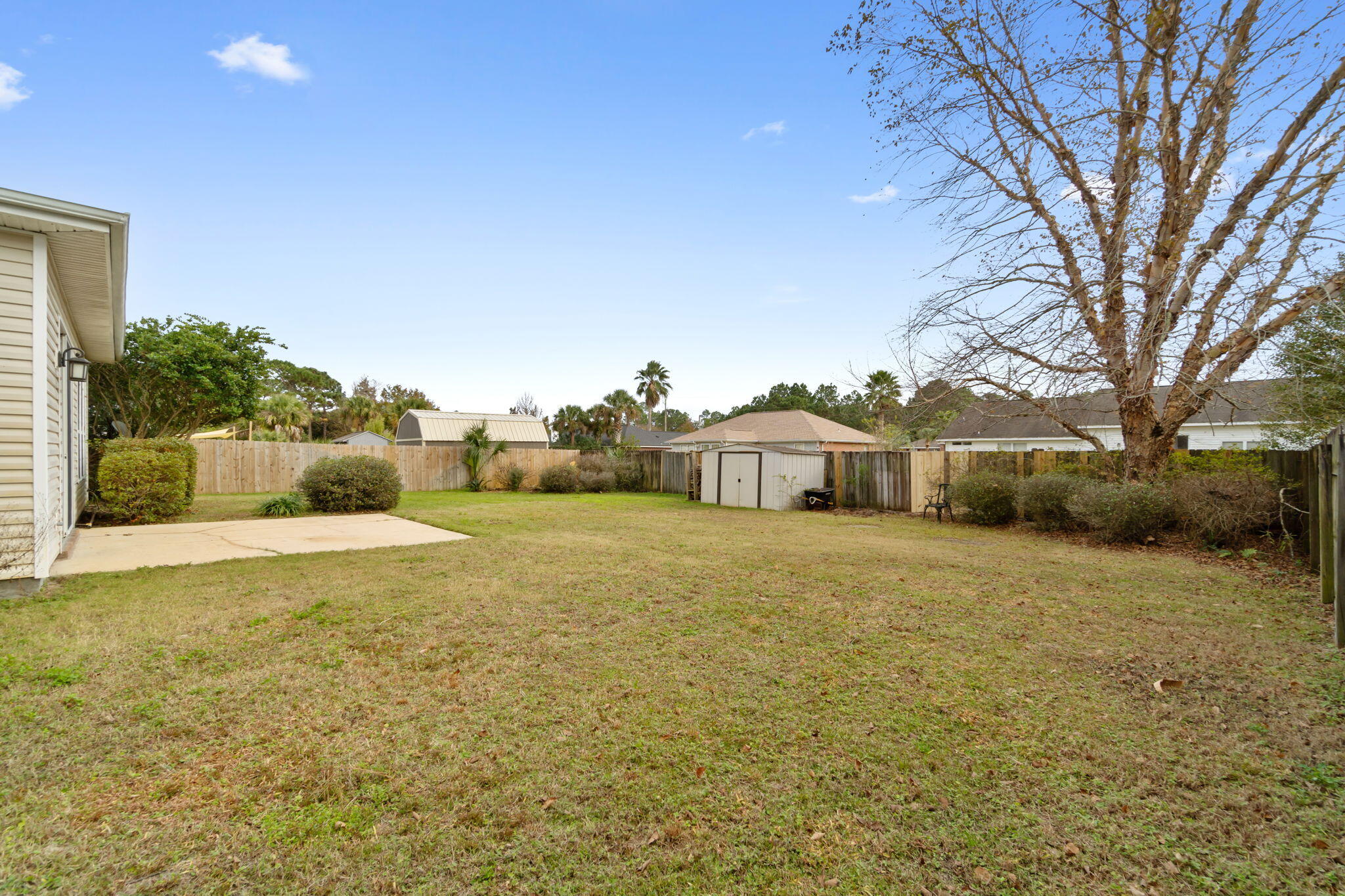 ASHBERRY WOODS - Residential