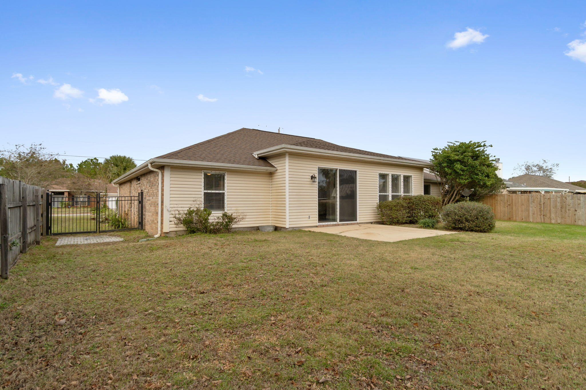 ASHBERRY WOODS - Residential