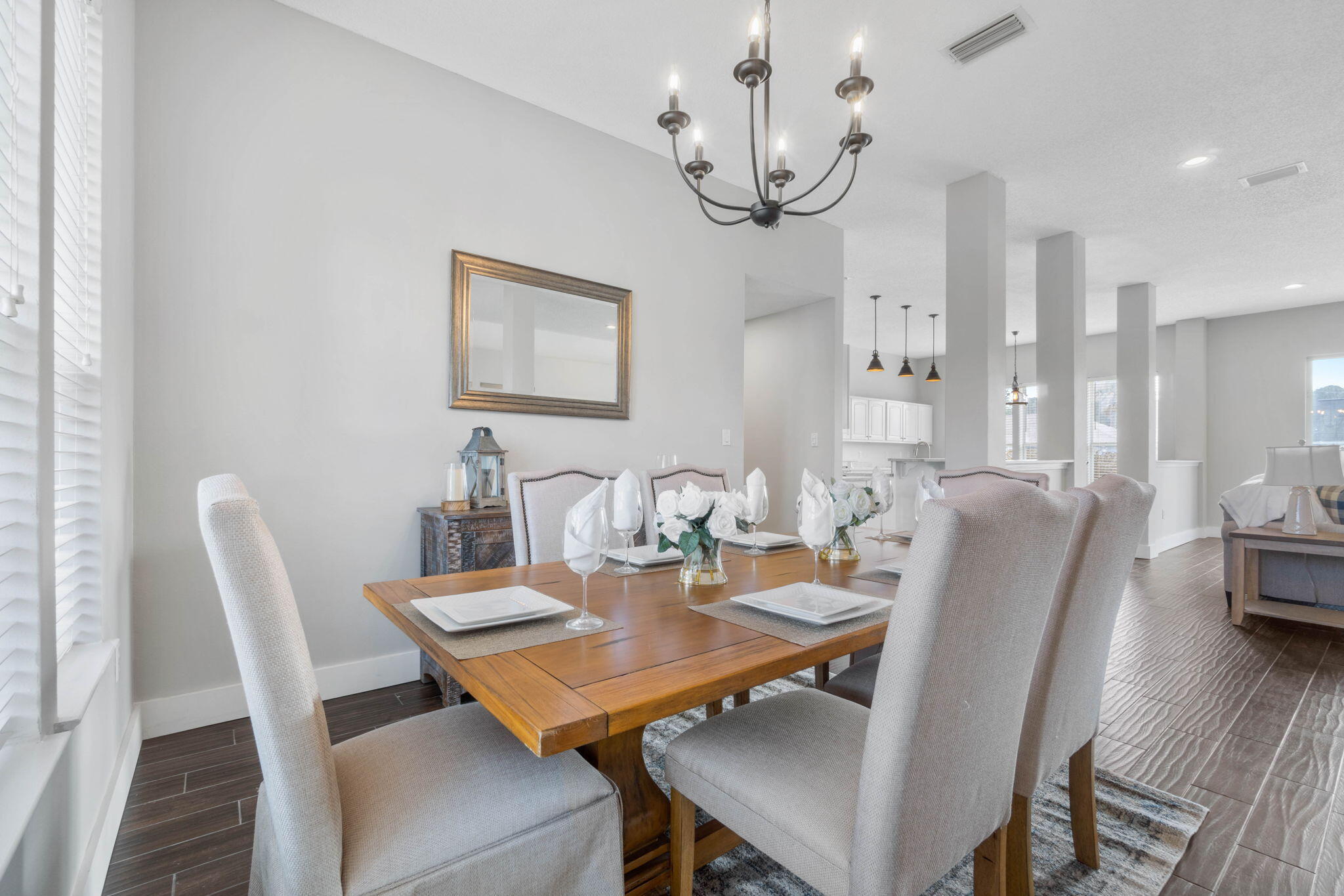 ASHBERRY WOODS - Residential