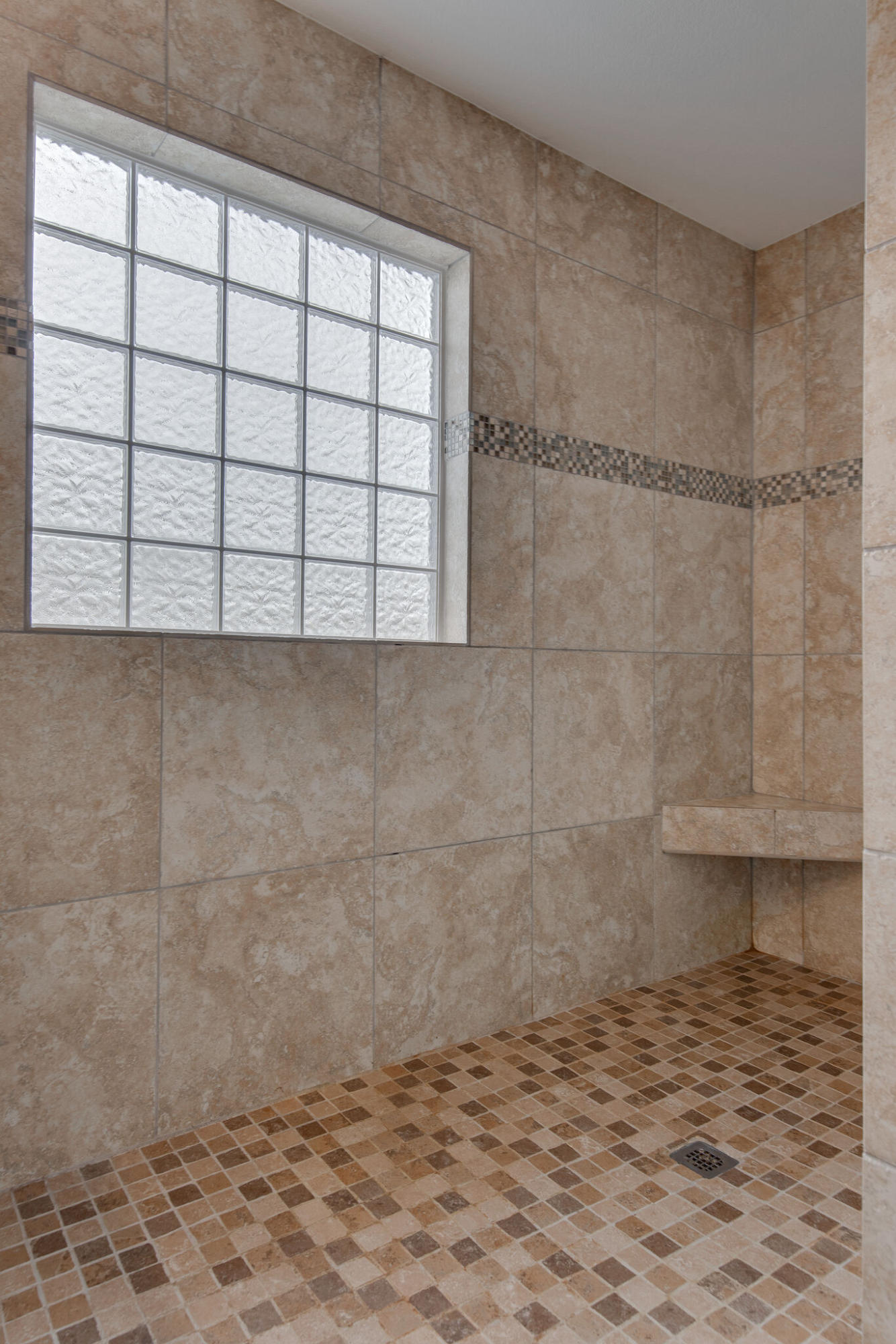 METES & BOUNDS - Residential Lease