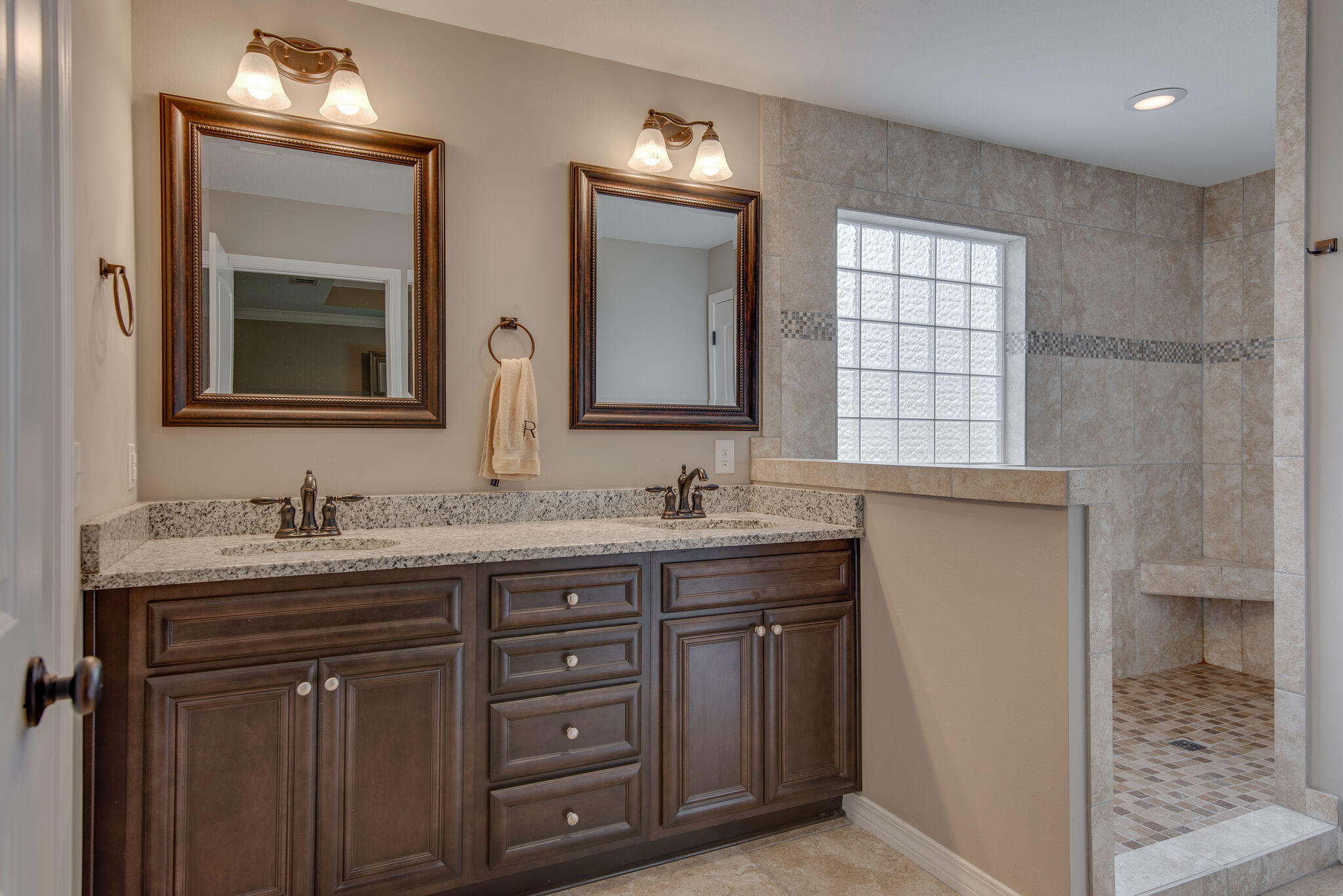 METES & BOUNDS - Residential Lease