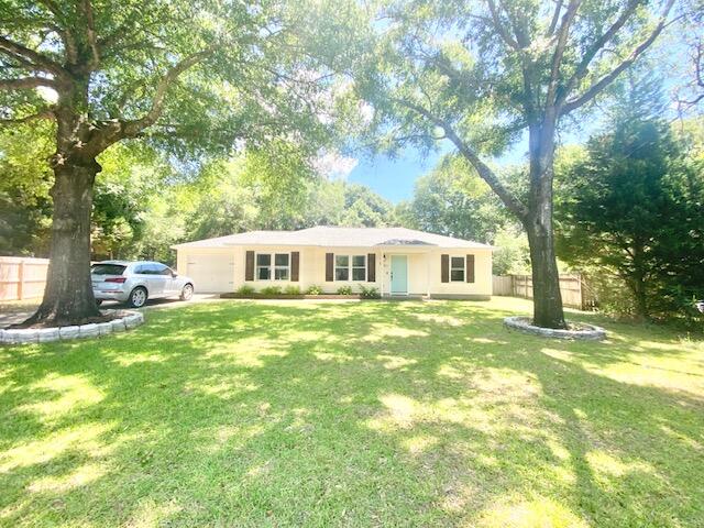 FOXWORTH ESTATES PH 2 - Residential Lease