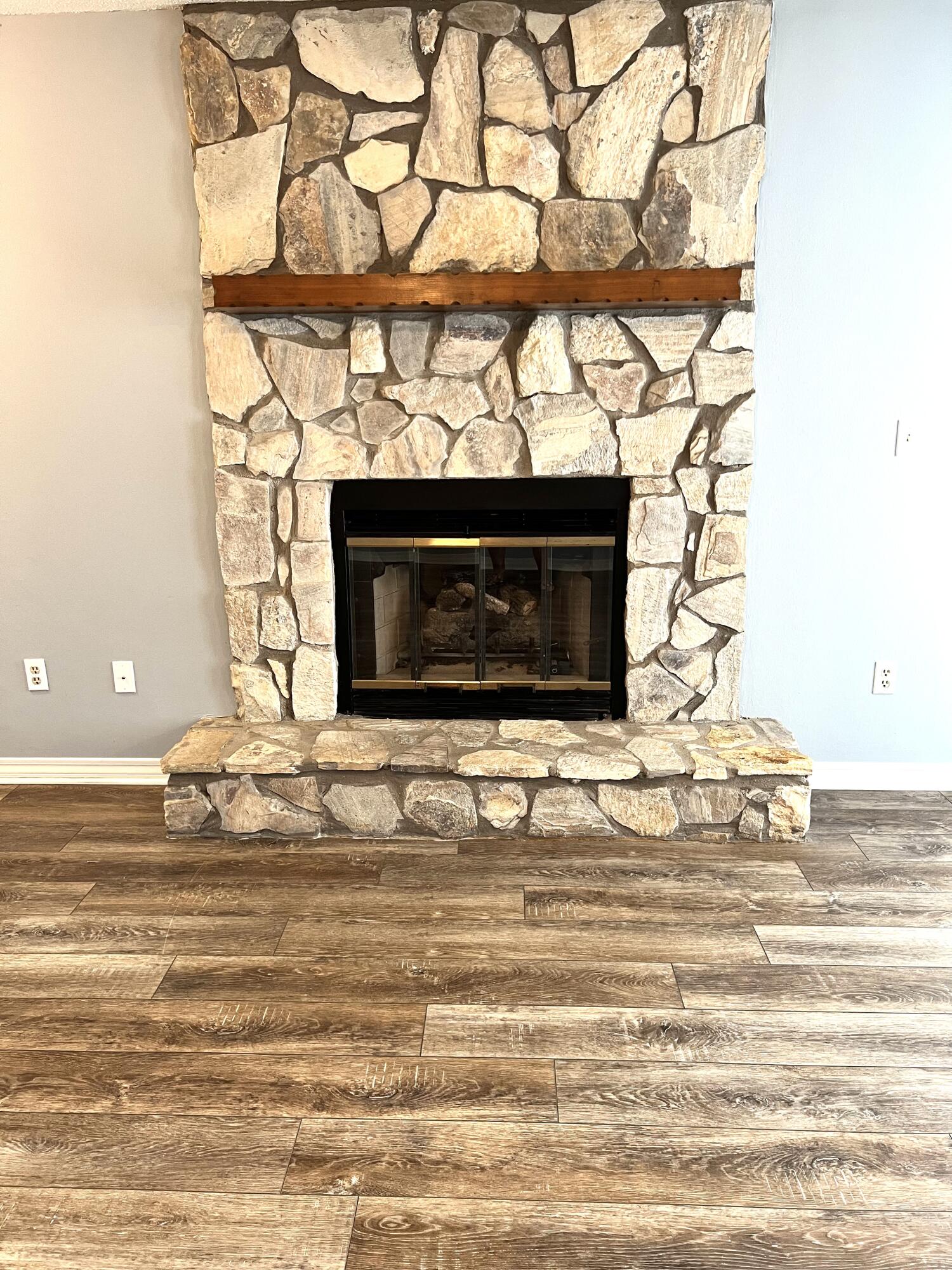 BLUE PINE VILLAGE PH 1 - Residential Lease