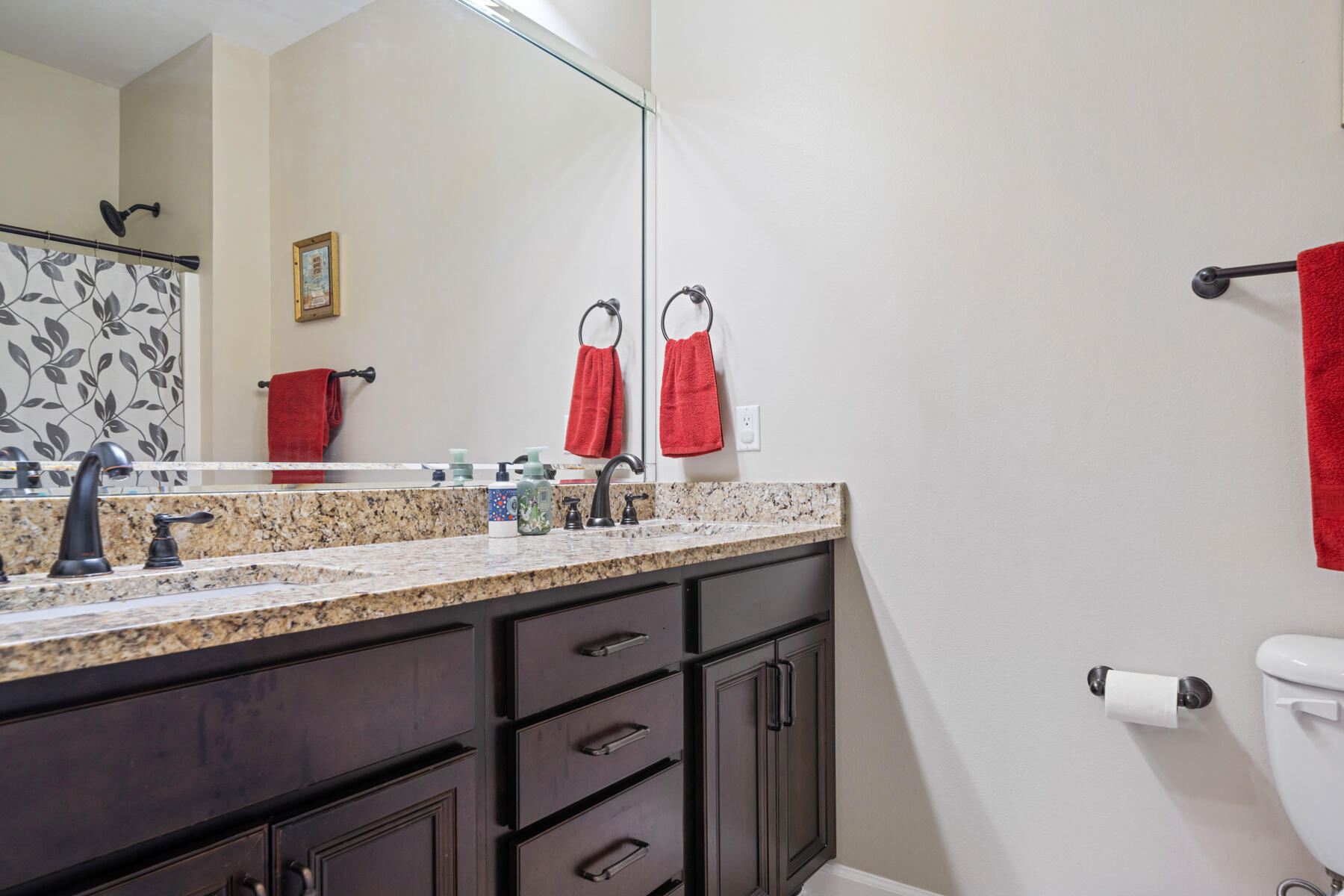 Traditions at Walton Oaks - Residential