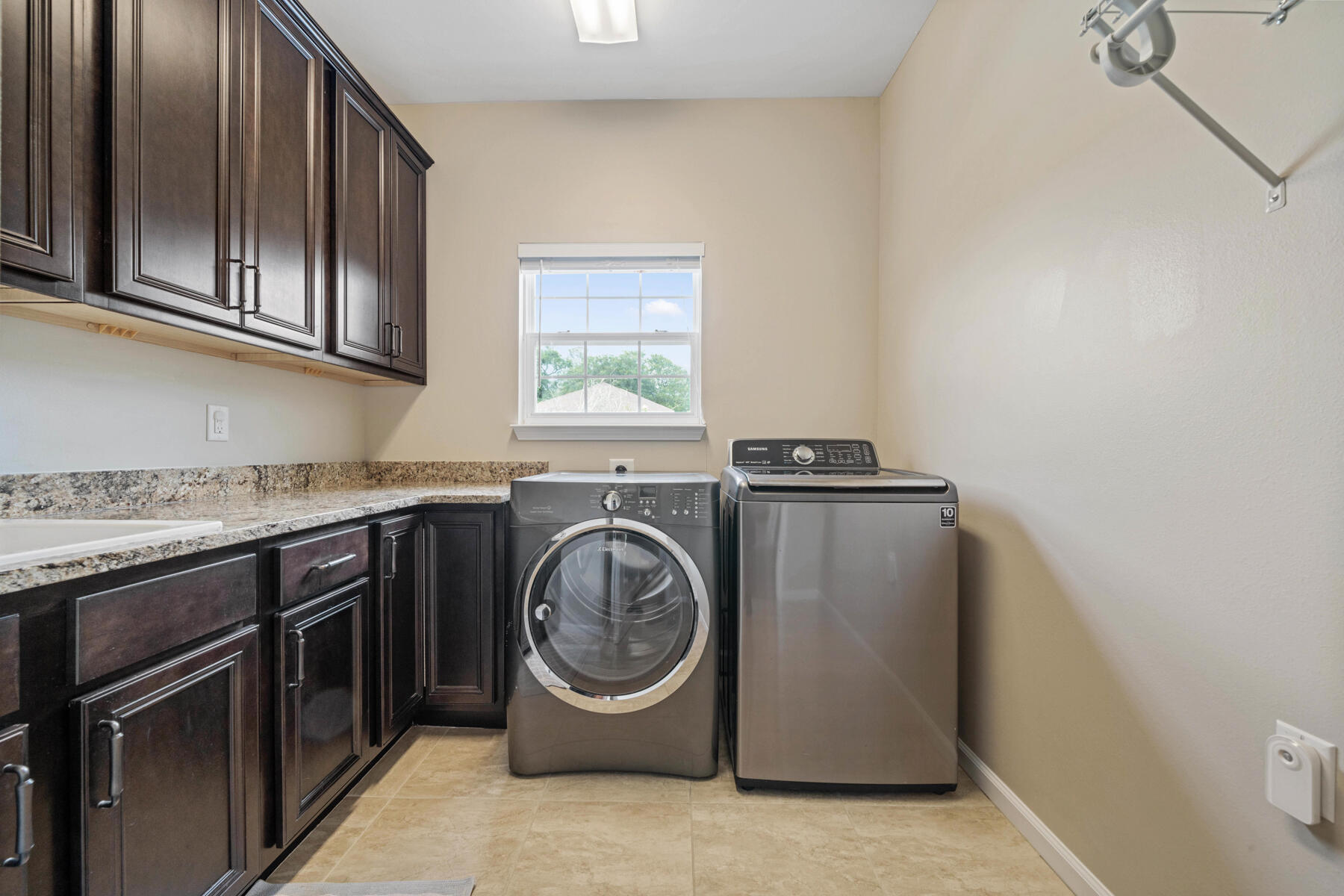 Traditions at Walton Oaks - Residential