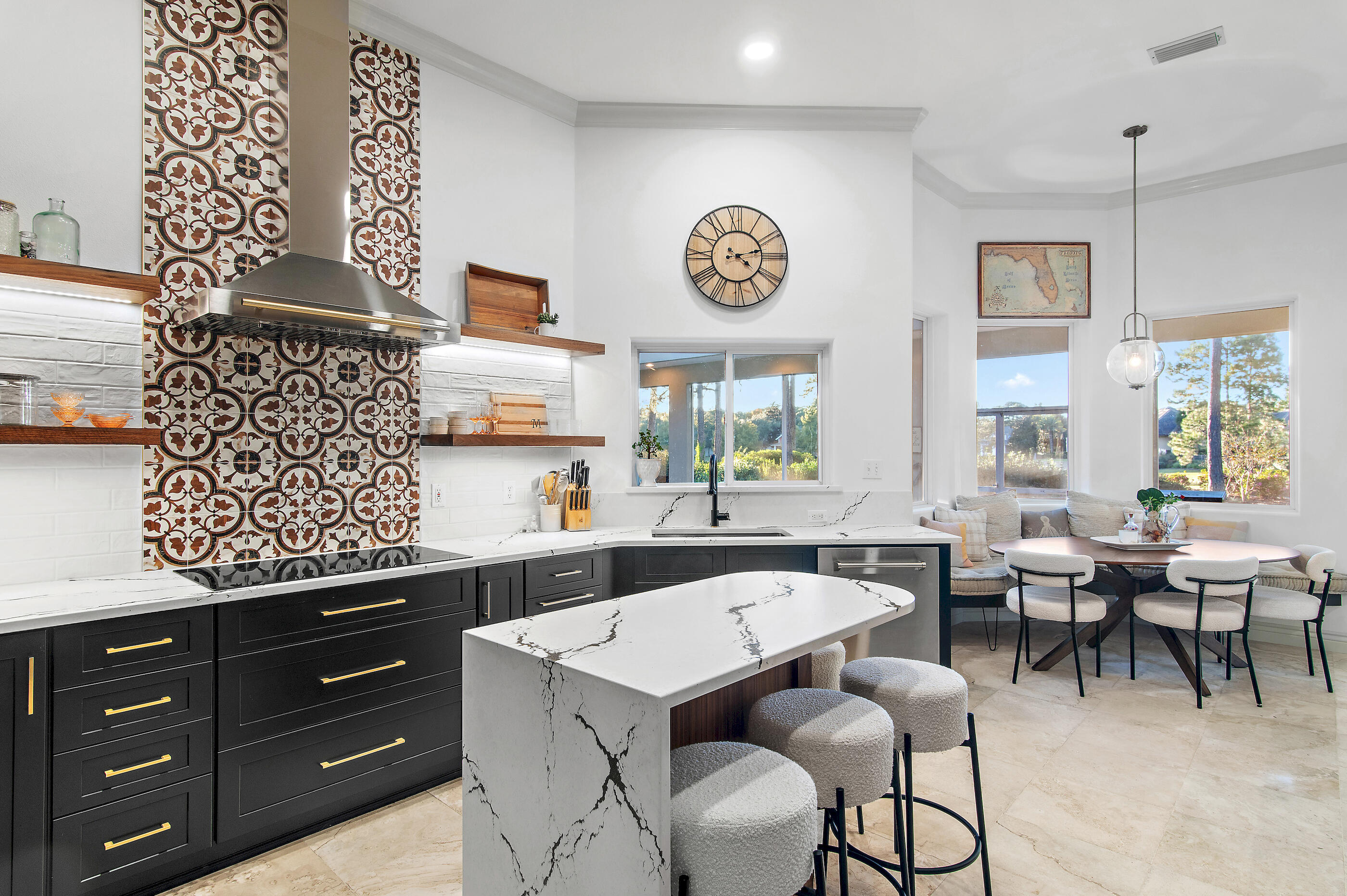 BAYTOWNE AVE EAST - Residential