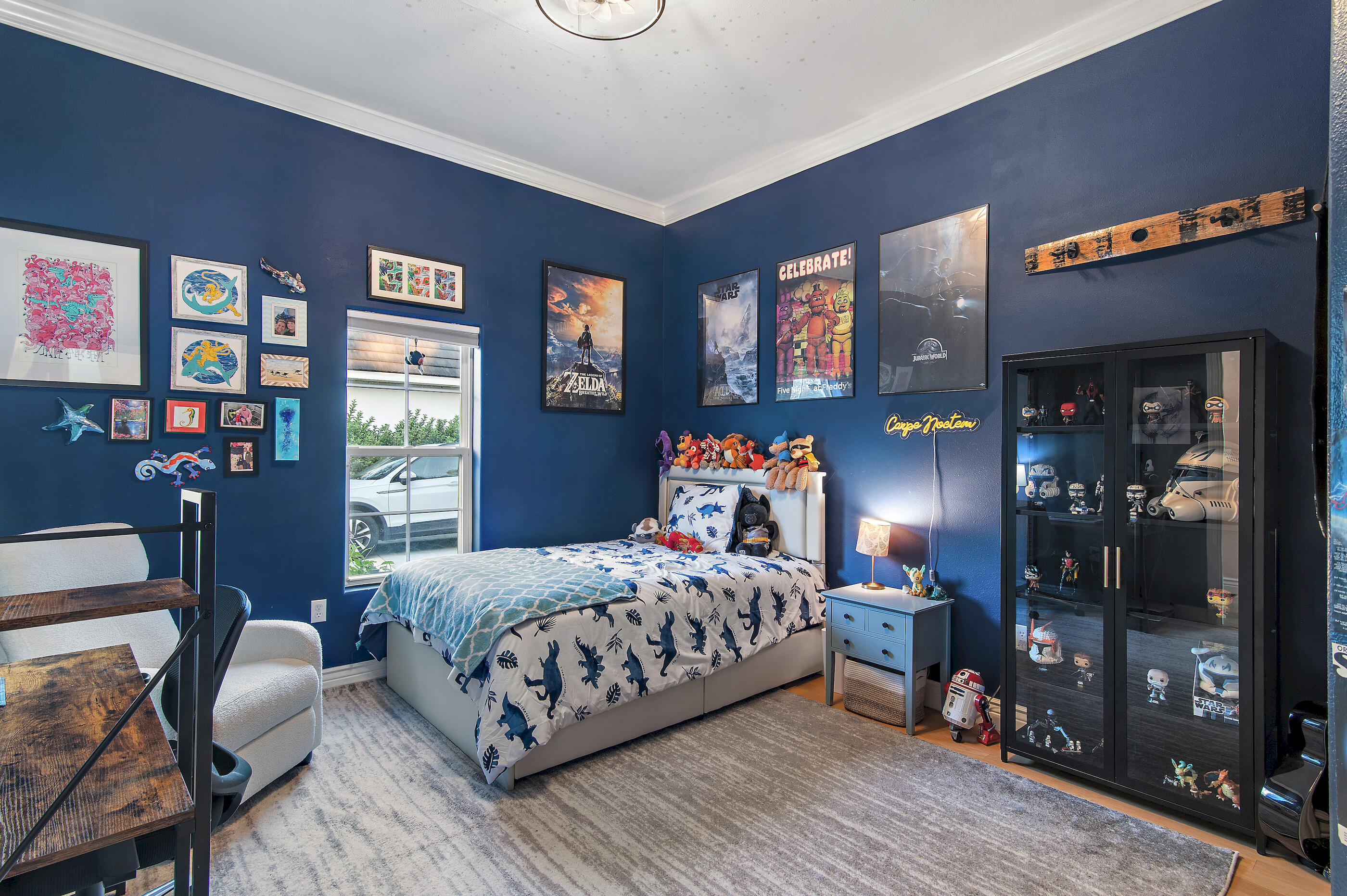 BAYTOWNE AVE EAST - Residential