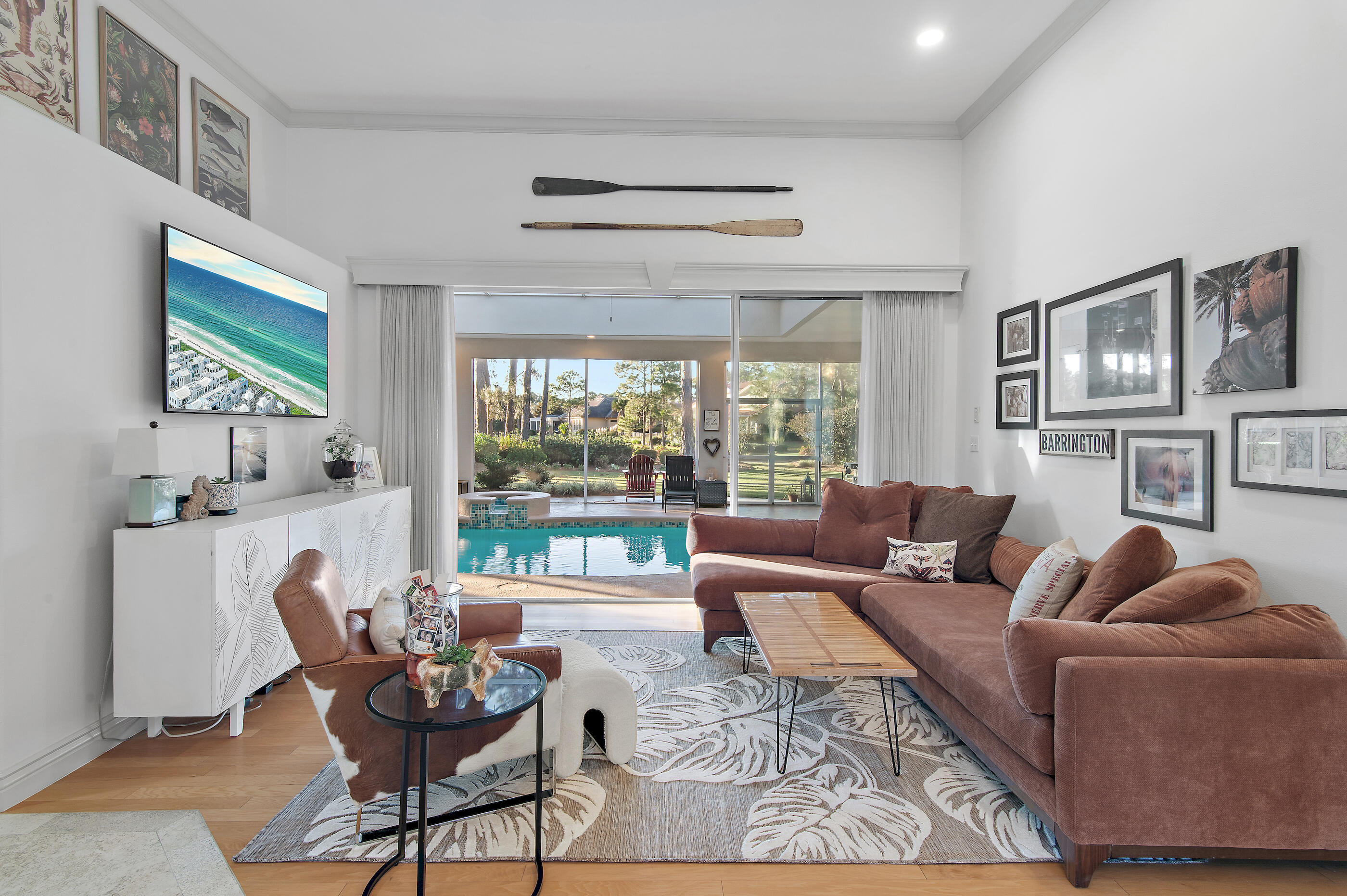 BAYTOWNE AVE EAST - Residential