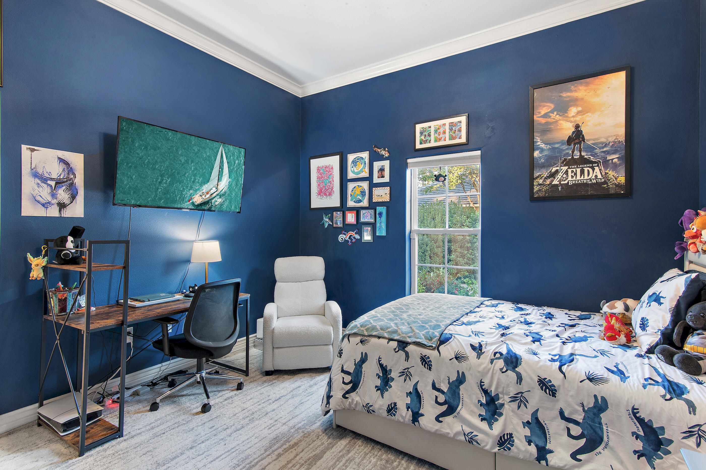 BAYTOWNE AVE EAST - Residential
