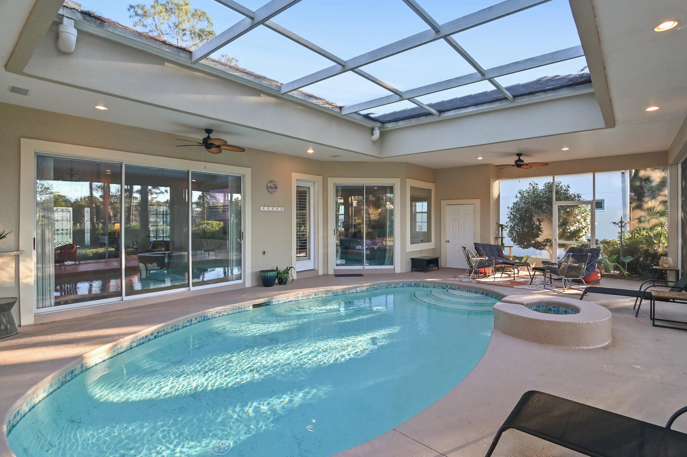BAYTOWNE AVE EAST - Residential