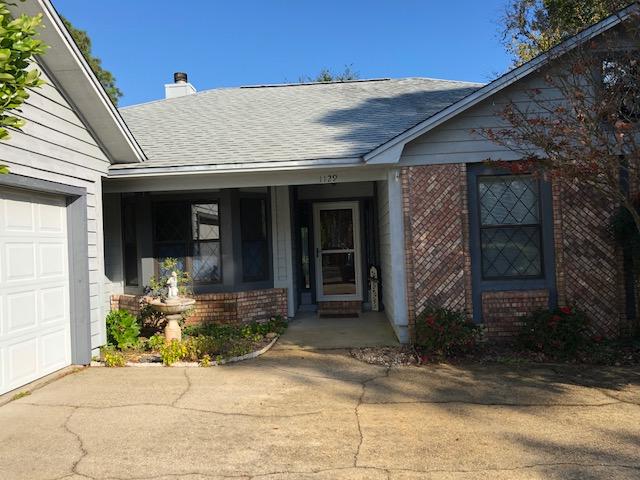 Lovely 3 /2.5 home in Bluewater Bay! Tiled foyer to the family room with cathedral ceilings and double french doors leading to the back yard. Family room has a double sided gas fireplace that opens to the den/study with built-in cabinets. Kitchen features granite counter-tops, breakfast bar, plenty of cabinets and a corner cupboard with stain glass windows. Ice Maker not warranted. Master bedroom opens to the backyard and has a walk-in closet, tiled floors in bath and separate tub and shower. There is also a heated and cooled Florida Room that opens onto the deck in the back yard.  Sorry NO pets & NO smoking.  All person 18 years old or older intending to live at the home must fill out separate applications. Tenants required to carry renter's liability insurance while occupying the hom