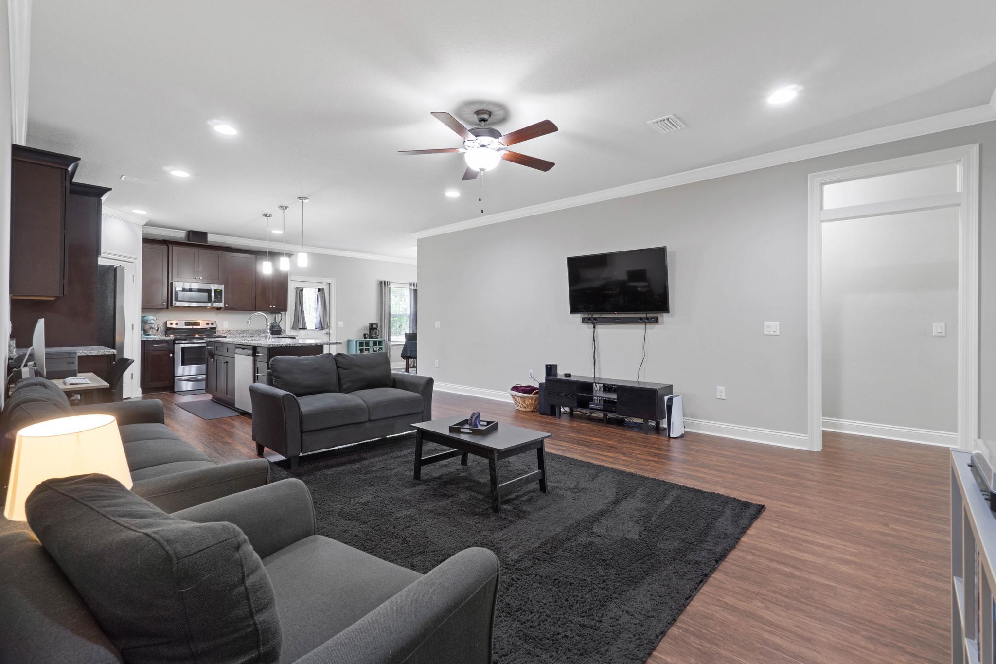 NAVARRE S/D 2ND ADDN - Residential