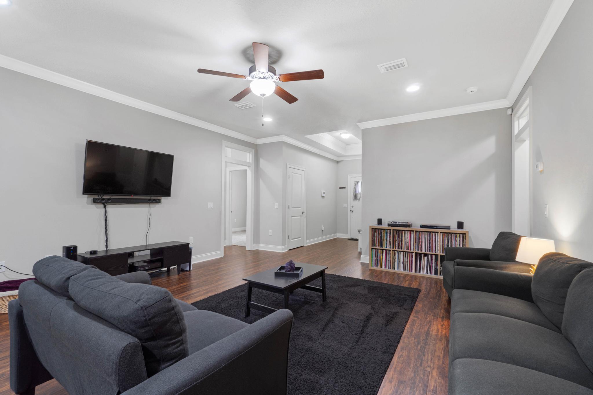 NAVARRE S/D 2ND ADDN - Residential