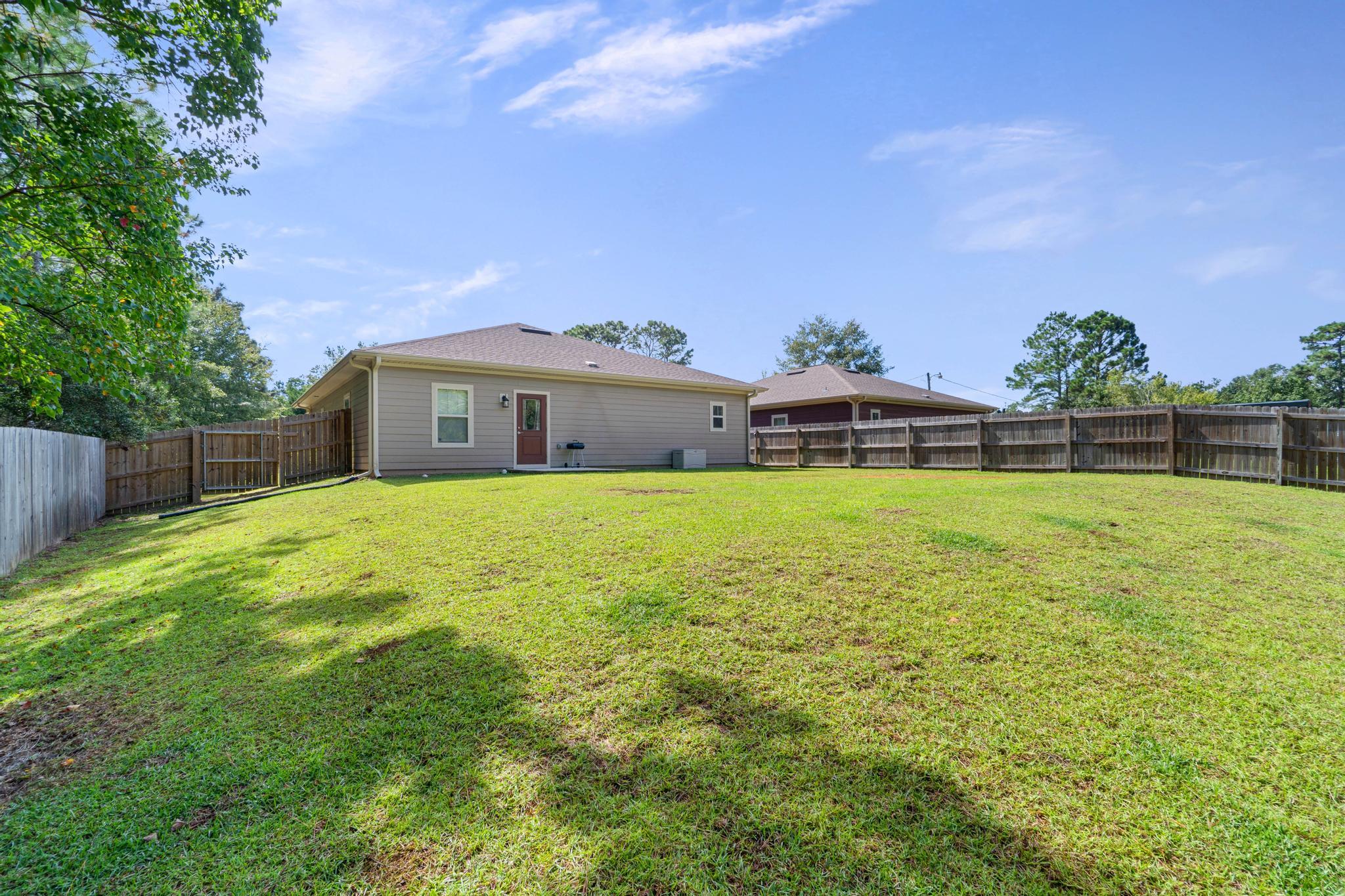 NAVARRE S/D 2ND ADDN - Residential