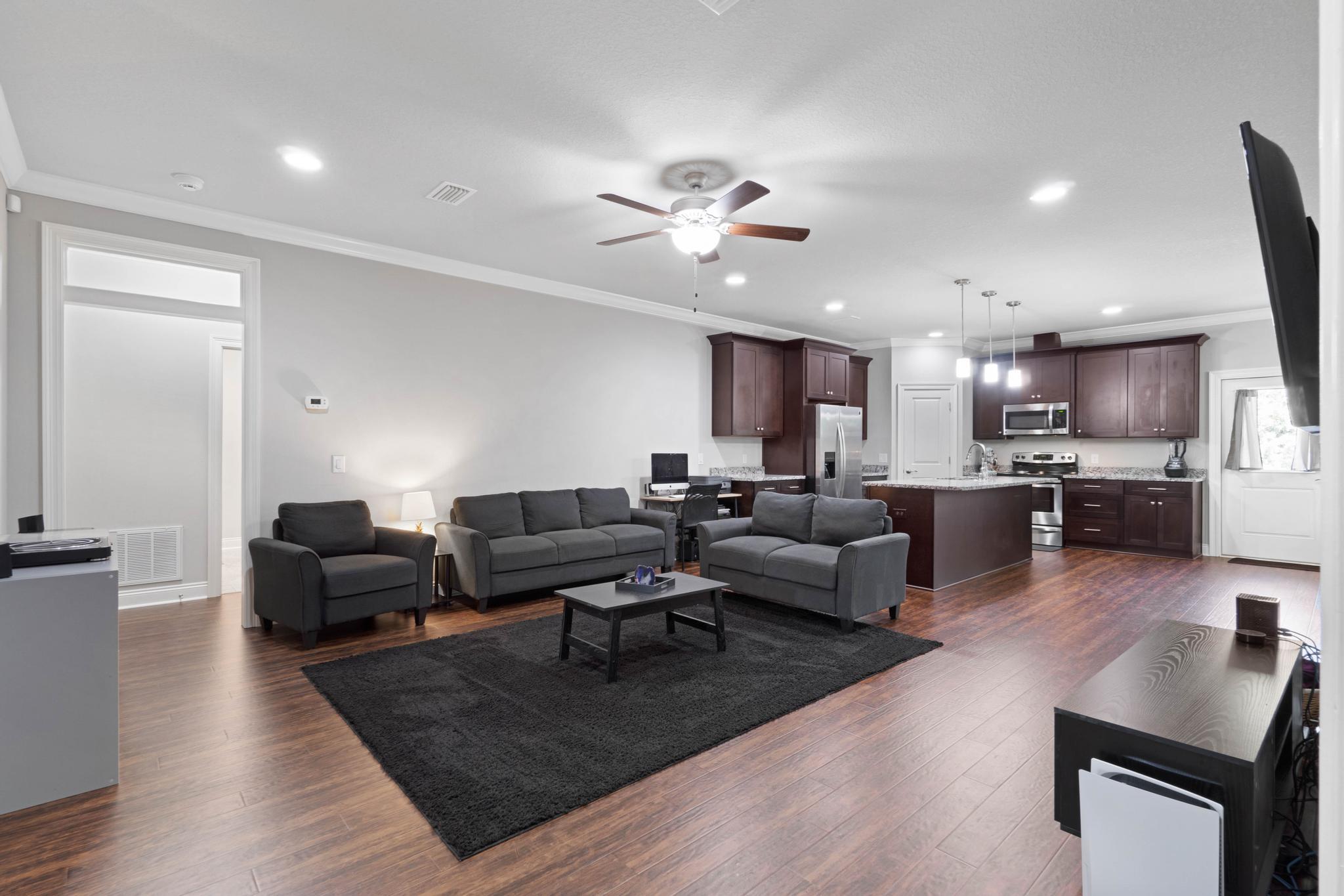 NAVARRE S/D 2ND ADDN - Residential