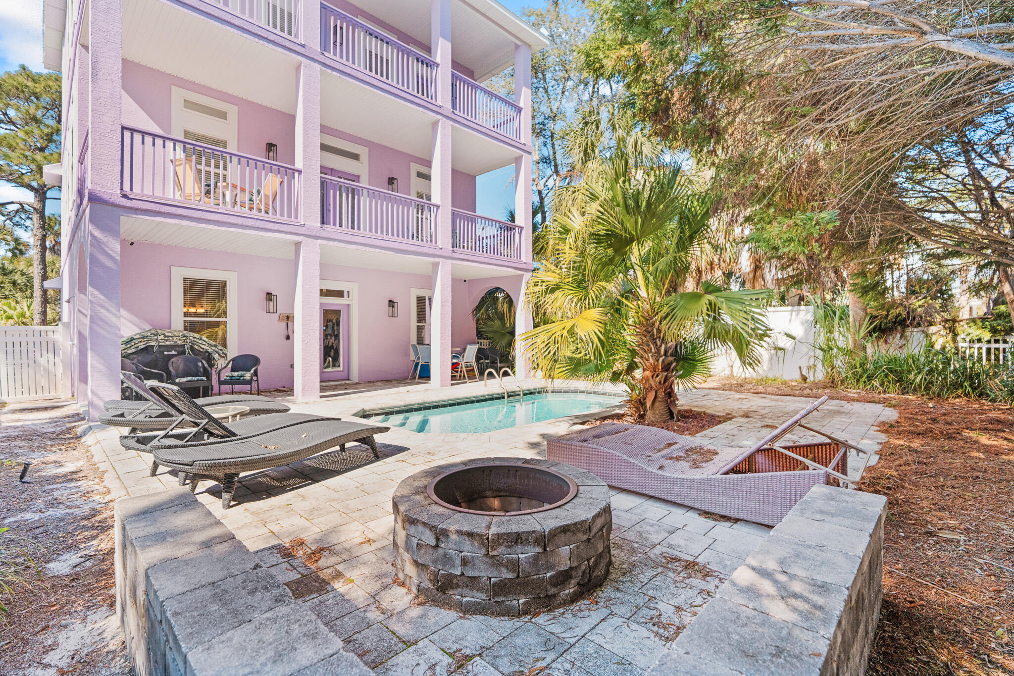 GULF VIEWs - Residential
