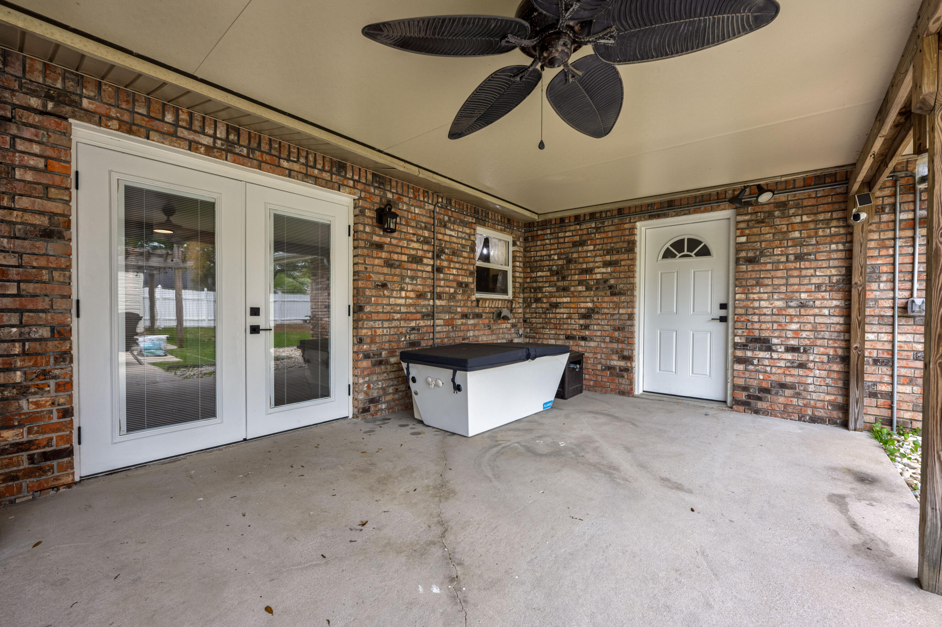 FIELD S/D 2ND ADDN - Residential