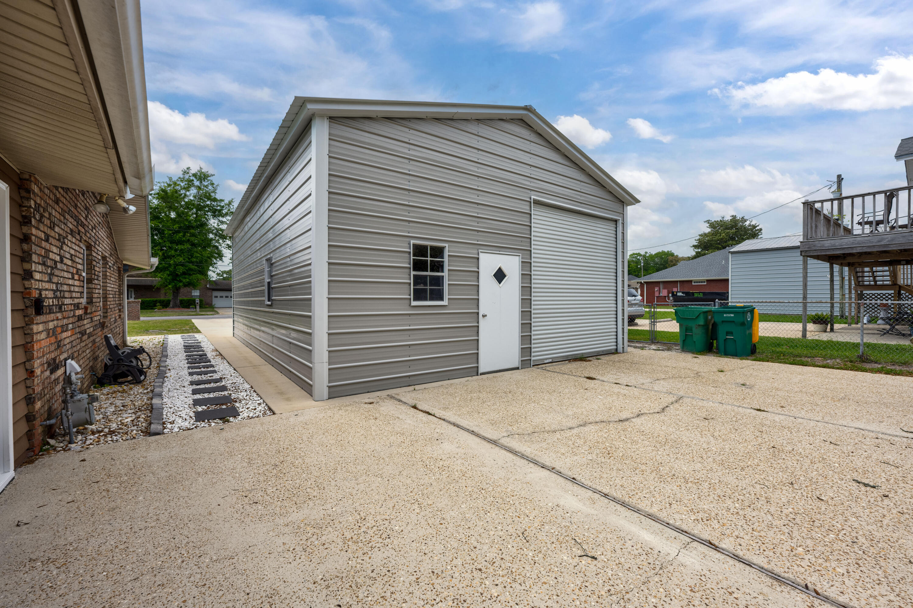 FIELD S/D 2ND ADDN - Residential