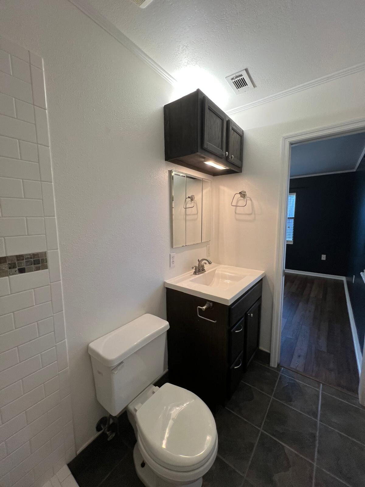 GABLE ESTATES - Residential Lease