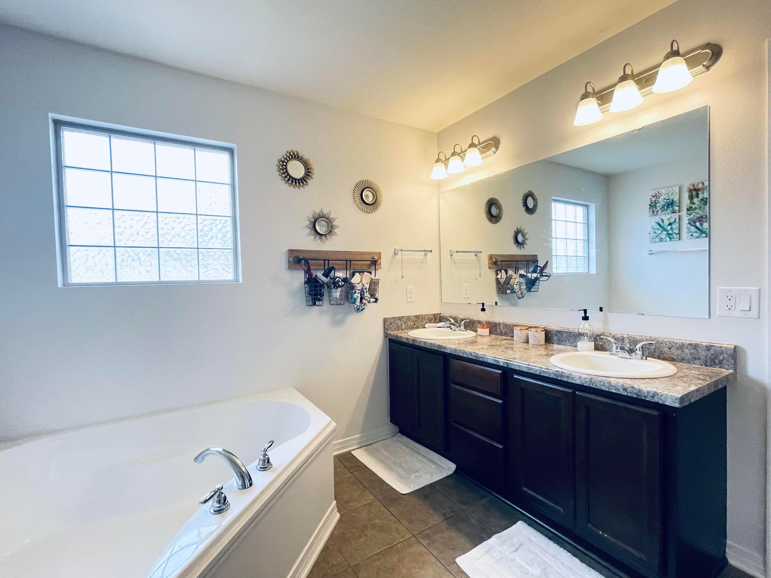 Navarre S/D 2nd Addition - Residential Lease