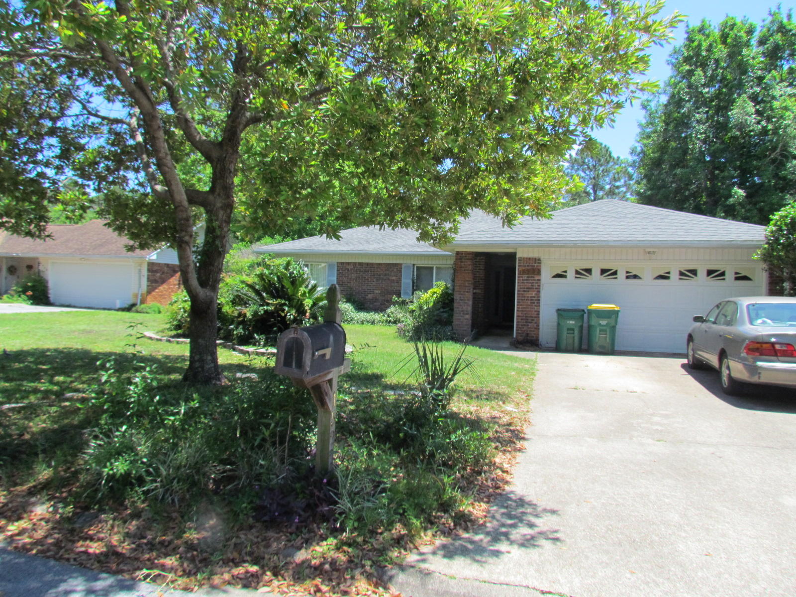 Nice family home in the heart of Niceville. Home features formal living & dining room, eat-in kitchen with access to covered patio and large Florida room. Spacious bedrooms and 2 car garage complete this nice home. Home has had new paint throughout and getting new carpet in all but kitchen, baths, and hallways. Fenced back yard is great for kids and pets. Owner will consider a pet that is spayed/neutered, fully housebroken and up to date on all shots with a yearly non refundable pet fee of $250 and a one time refundable pet deposit of $250 due at lease signing. Available August 3 for $1500/month. Sorry NO SMOKING! Any person 18 years of older must complete separate applications. Refrigerator not warranted.