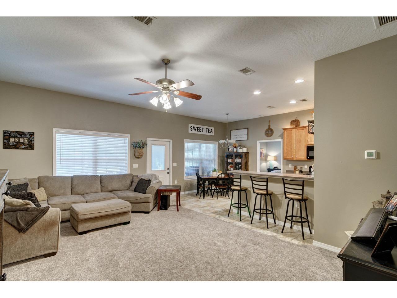 JACKS S/D - Residential