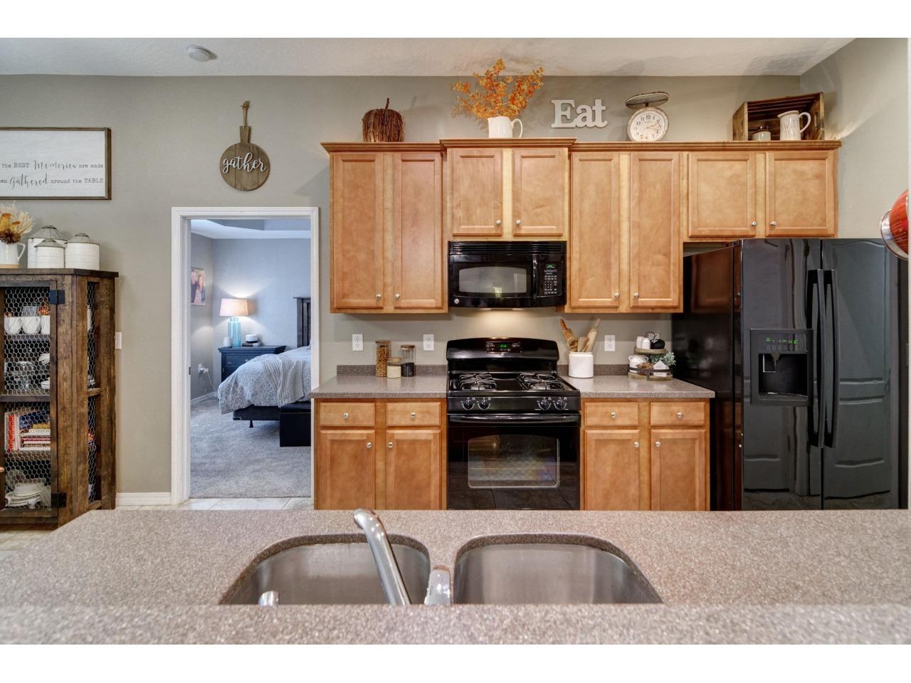 JACKS S/D - Residential