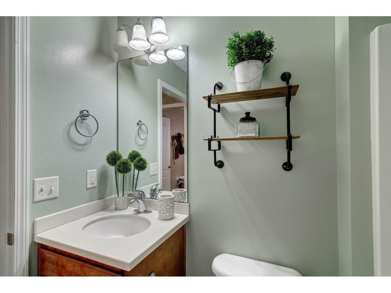JACKS S/D - Residential