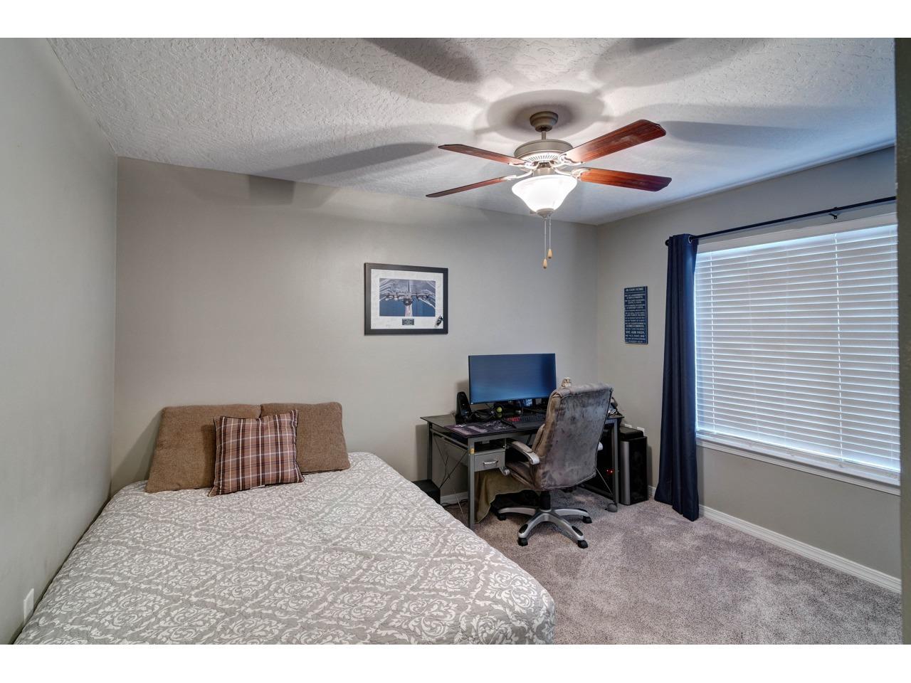JACKS S/D - Residential