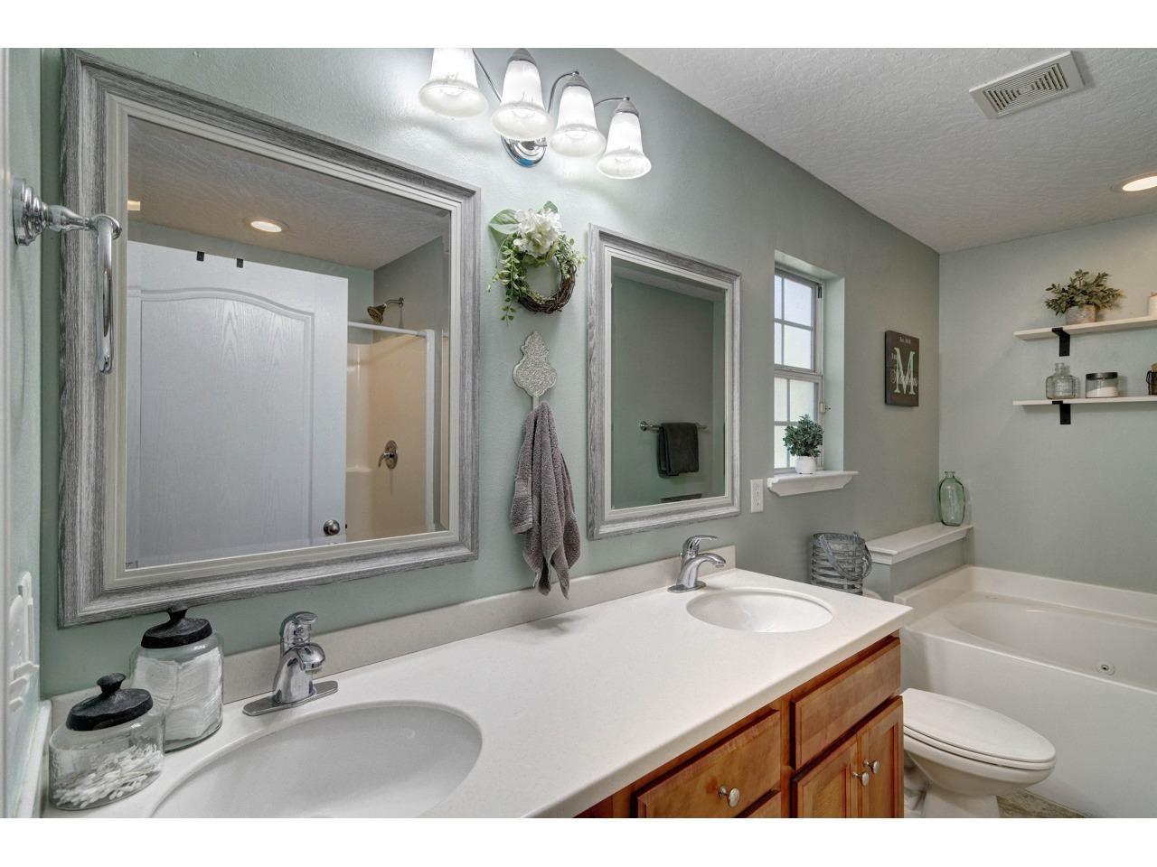 JACKS S/D - Residential