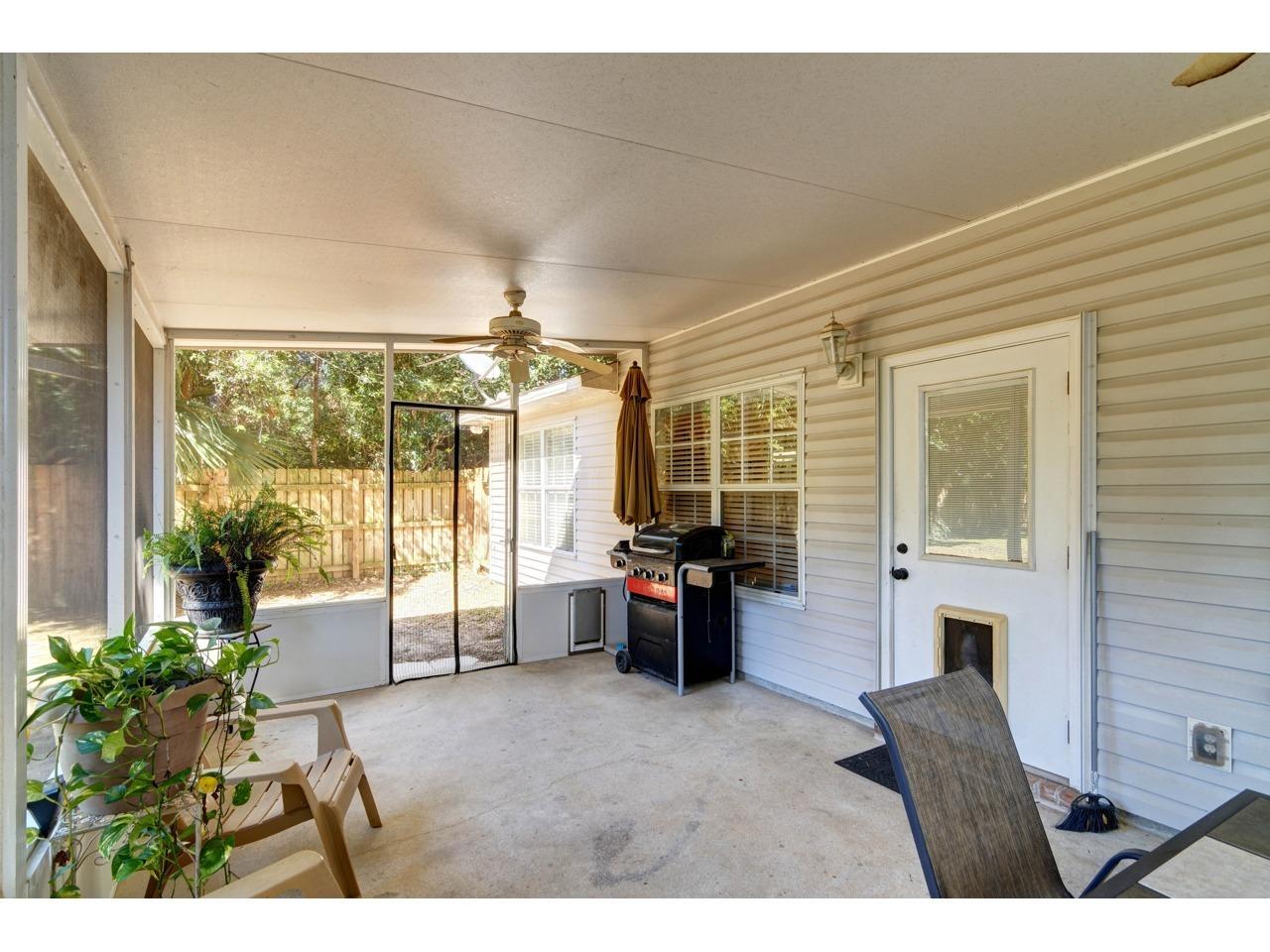 JACKS S/D - Residential