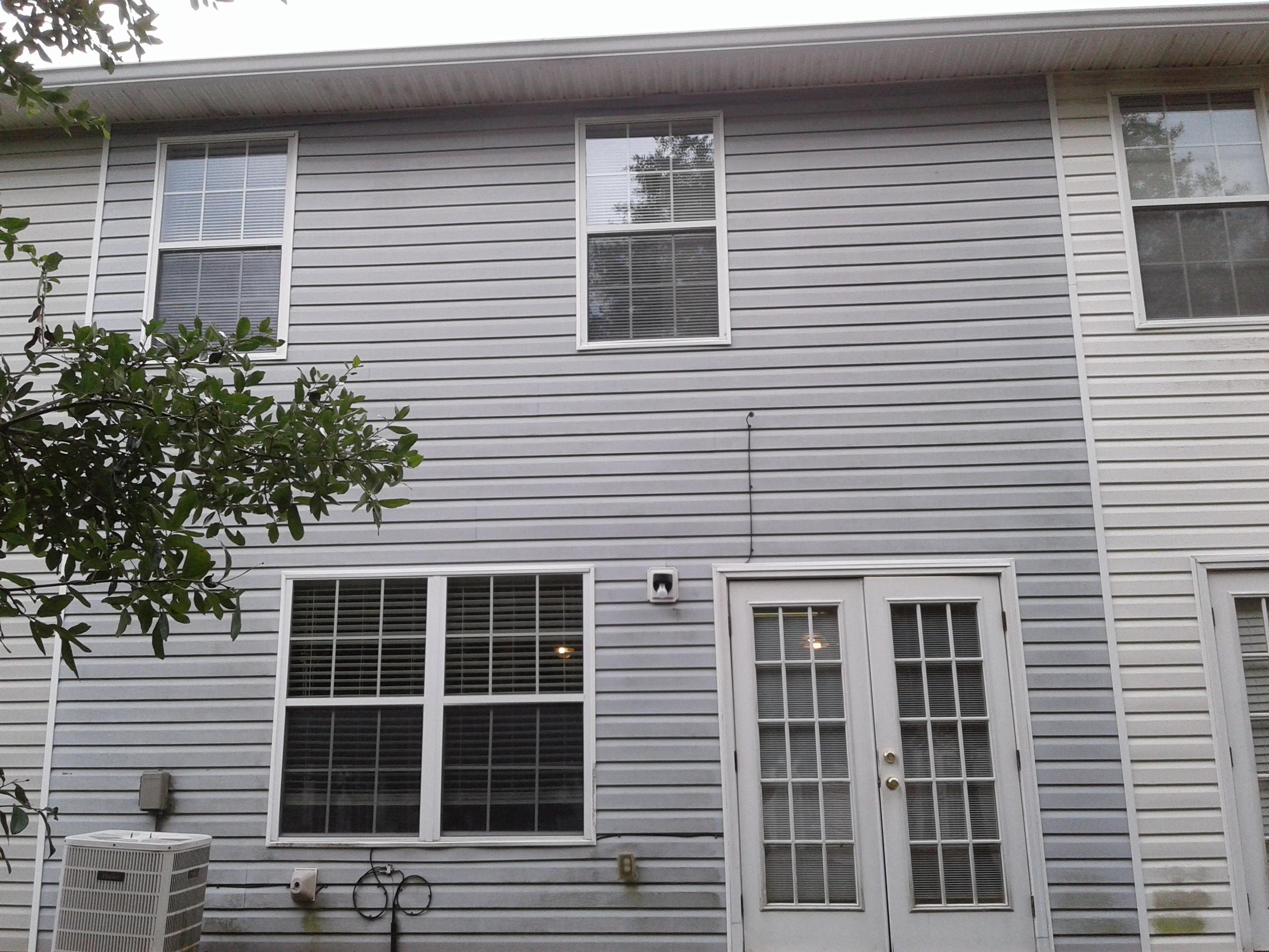 ROLLING PINES - Residential Lease