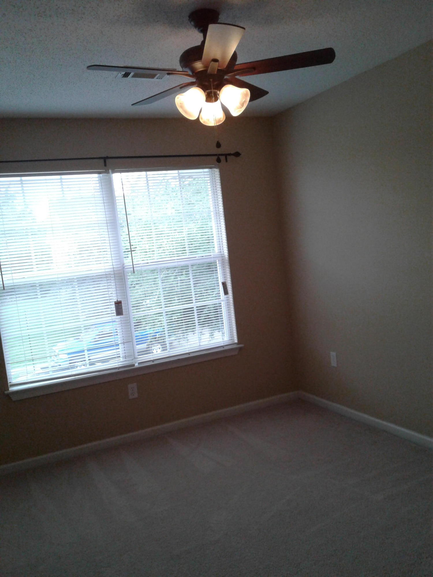 ROLLING PINES - Residential Lease